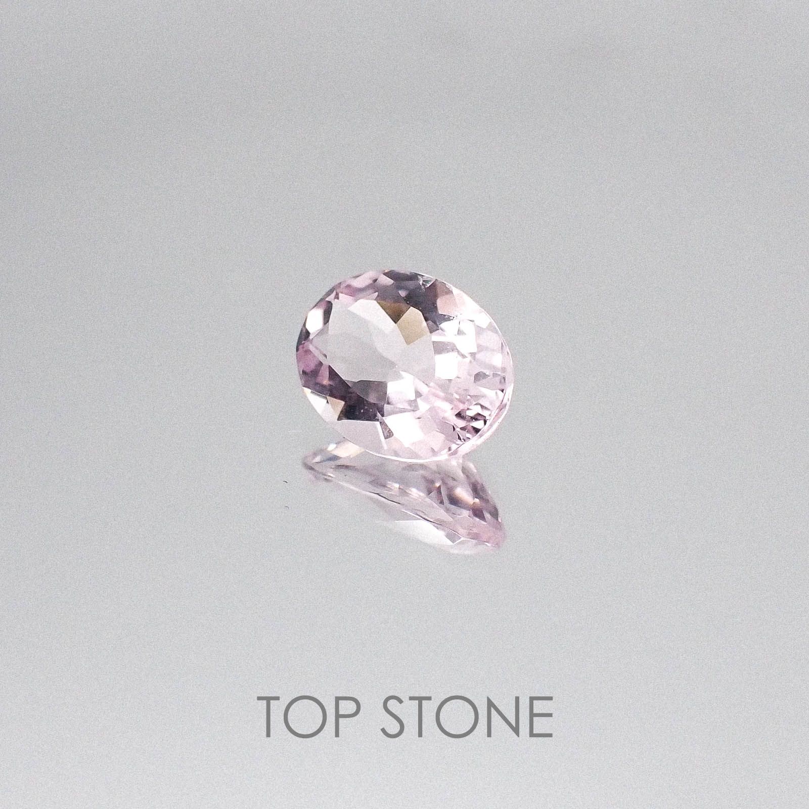 モルガナイト ブラジル産 ルース 1.27ct[20084369]8.5×6.5mm前後