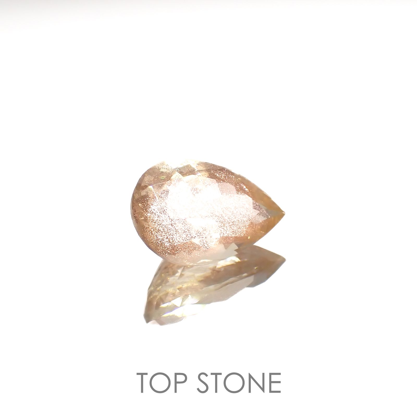 オレゴンサンストーン アメリカ・オレゴン州産 3.45ct[221018712]12.9x8.7mm前後