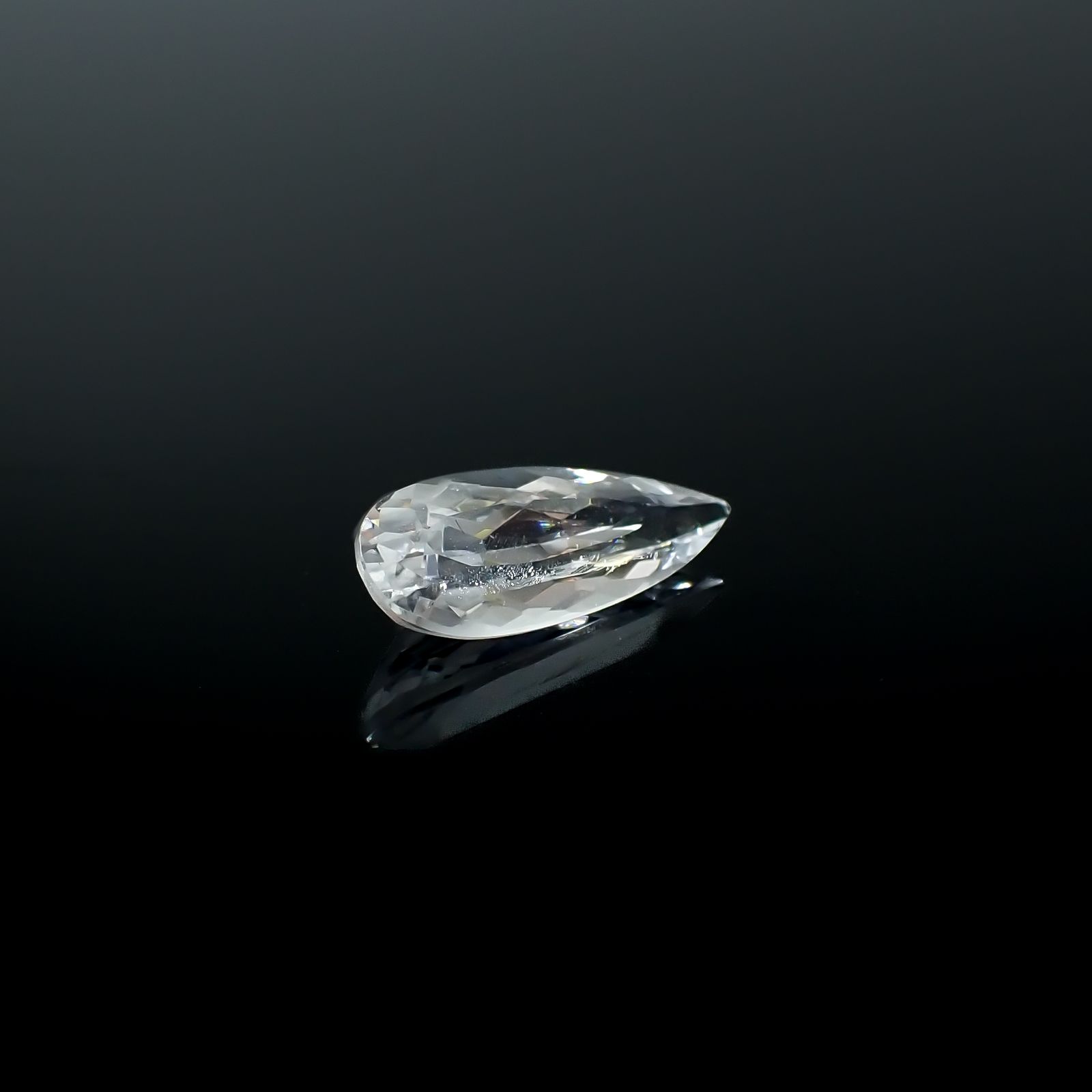 フェナカイト ブラジル産 3.05ct[240226281]16.7x6.4mm前後