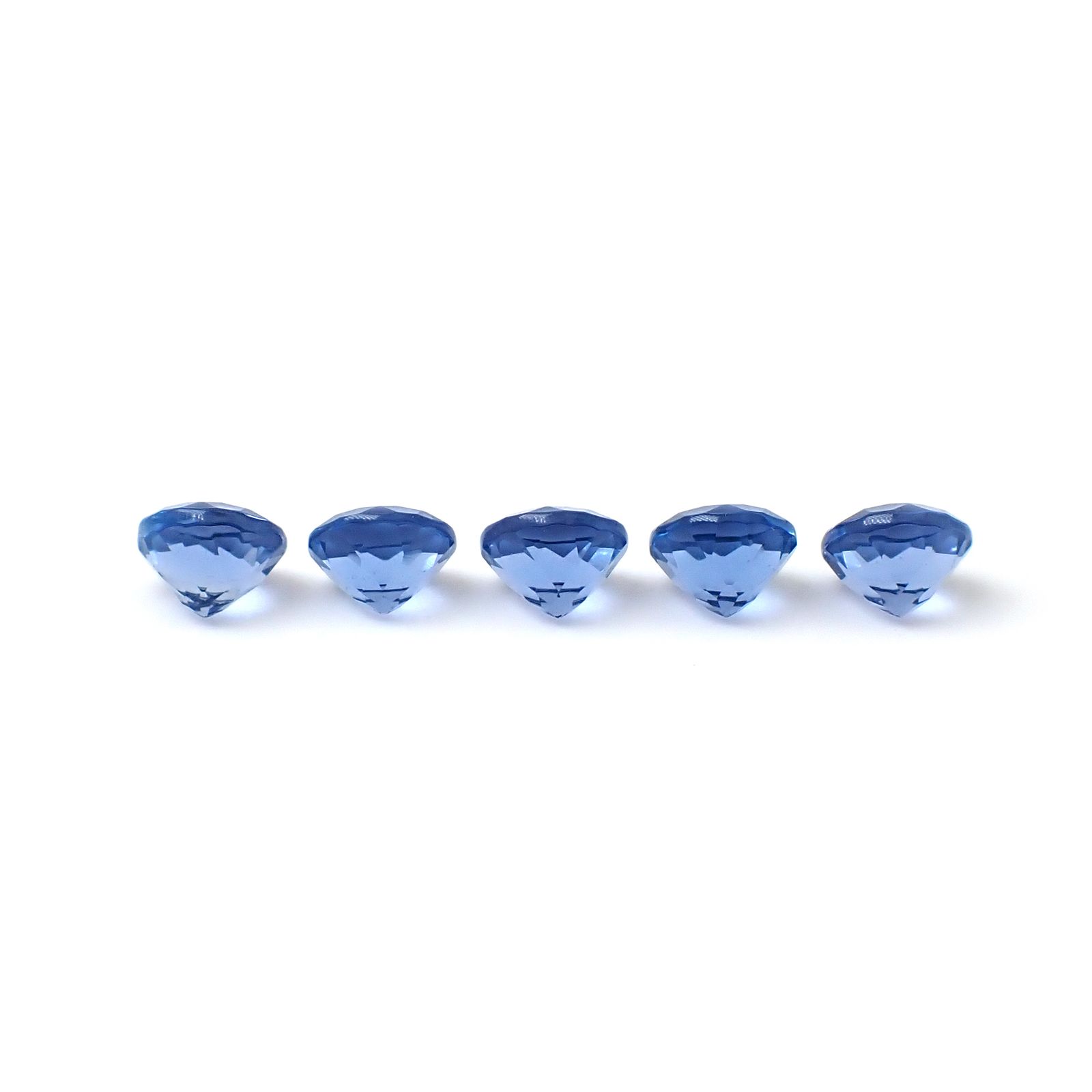 <ランダムセレクト1個販売> カラーチェンジフローライト ラウンドカット ブラジル産 1.00ct前後[210913382]6.1×6.1mm前後