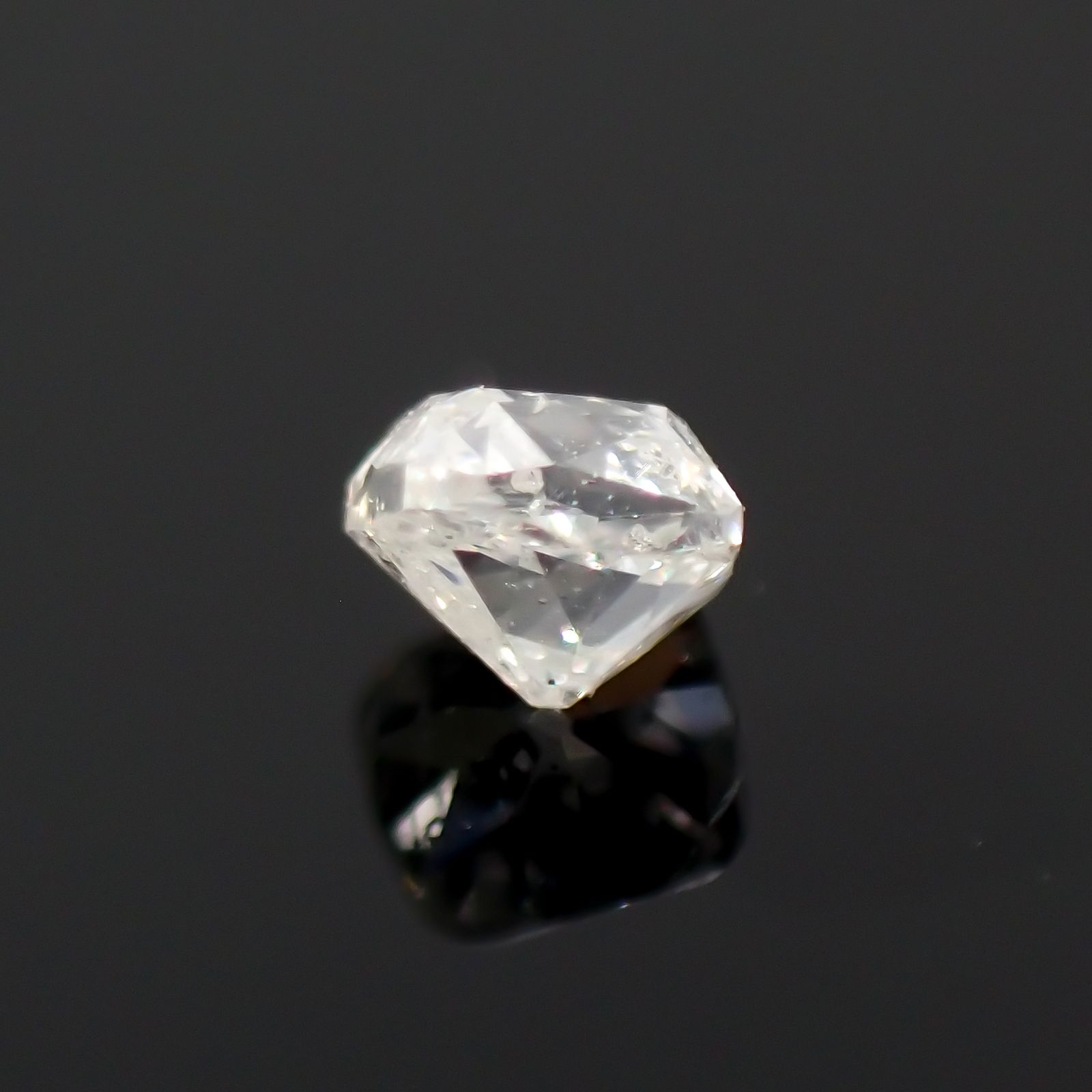 ◇オールドマインカット◇ダイヤモンド I1-SI2/F 0.050ct[231023622]2.3x2mm前後