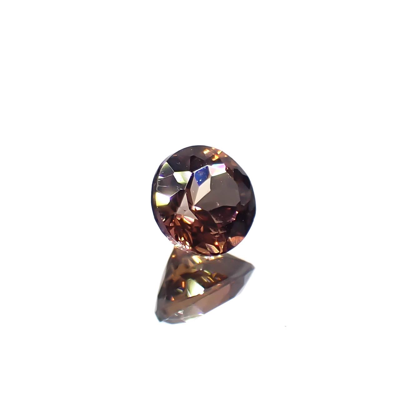 アキシナイト パキスタン産 0.28ct[240628358]3.9x3.8mm前後