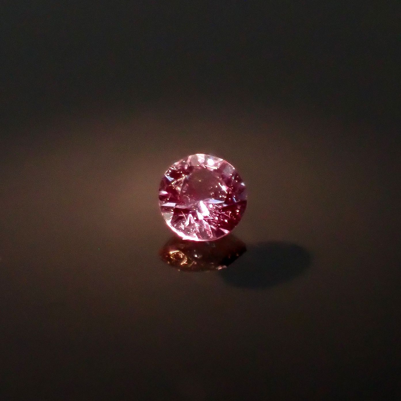 アレキサンドライト ロシア産 0.046ct [250329904]2.1x2.1mm前後