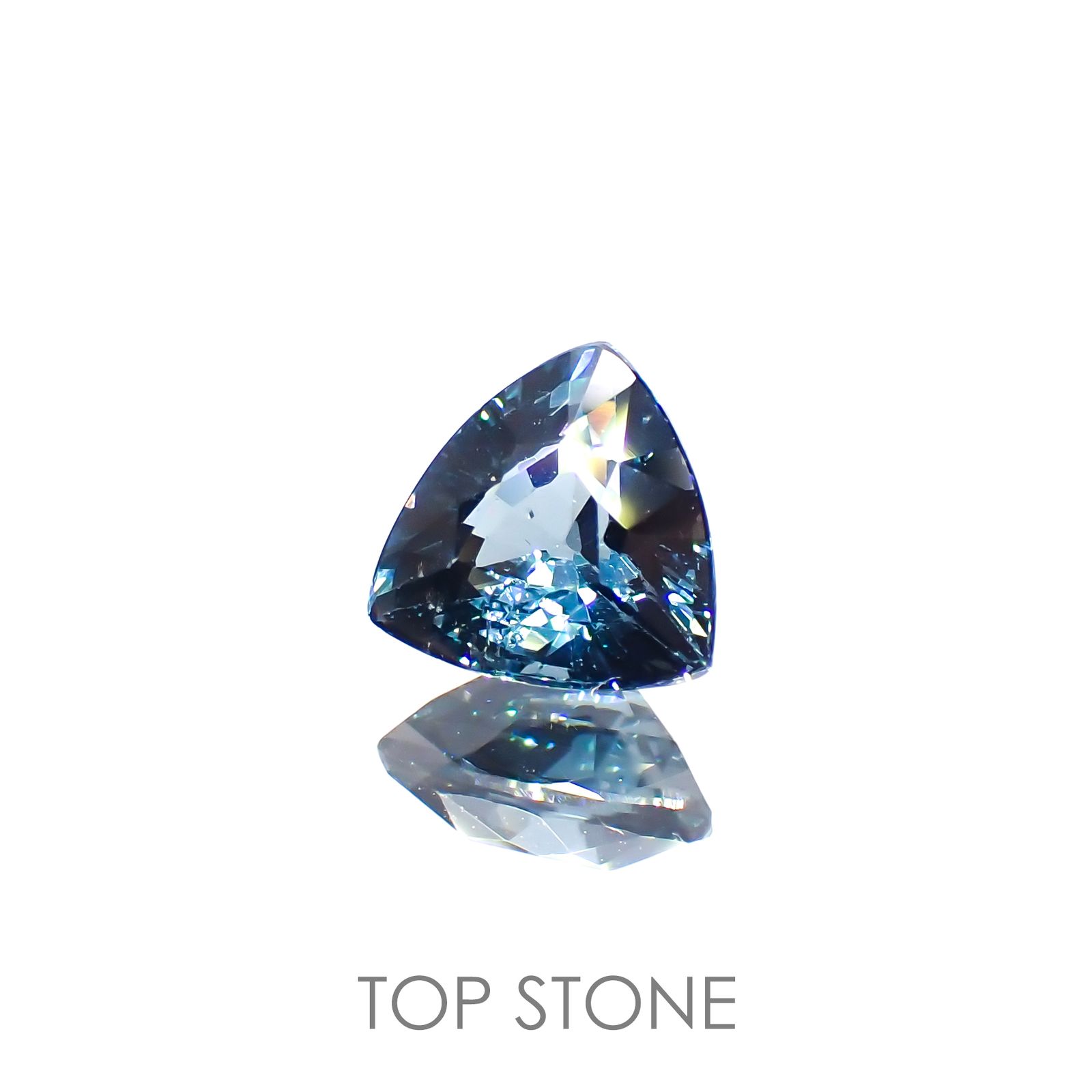 ブルースピネル(宝石名ブルー・スピネル) スリランカ産 1.134ct ソ付(彩珠)[21019359]6.6×6.7mm前後