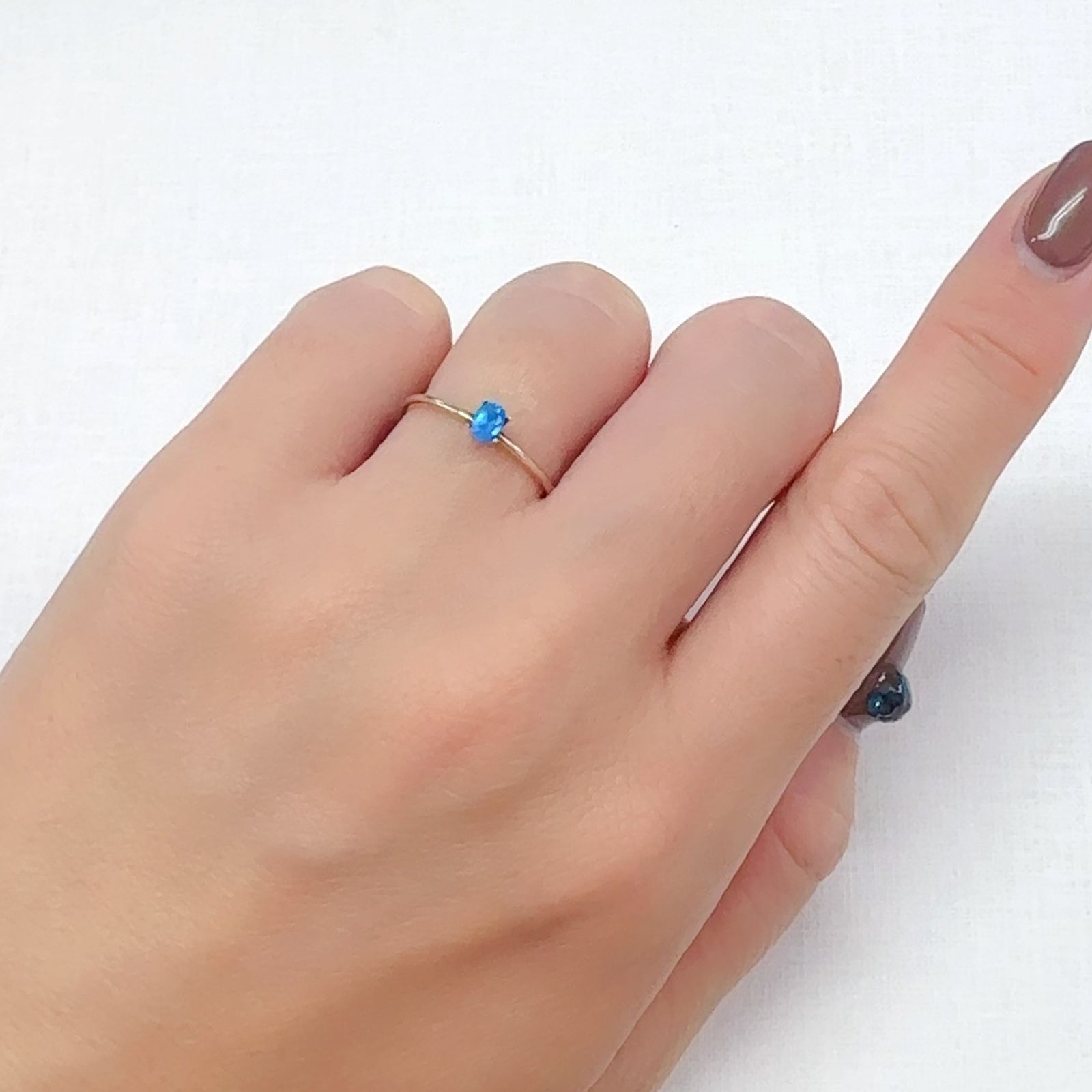 ネオンブルーアパタイト マダガスカル産 0.14ct[240628101]4x2.8mm前後