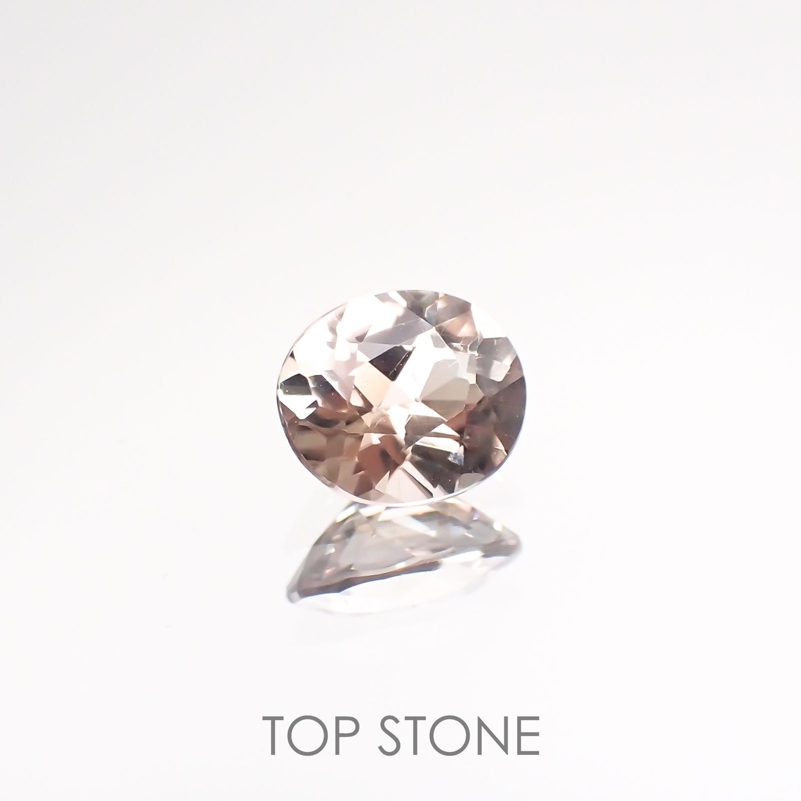 ダイアスポア カラーチェンジ(宝石名ダイアスポア) トルコ産 0.88ct 識別済[210812413]6.6×5.7mm前後