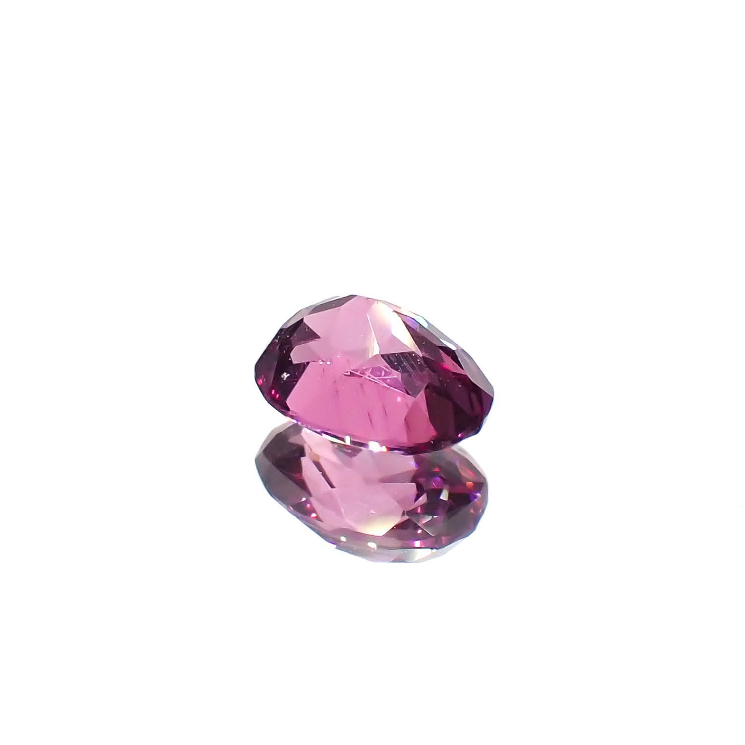 カラーシフトマラヤガーネット(宝石名ガーネット)タンザニア産 0.80ct