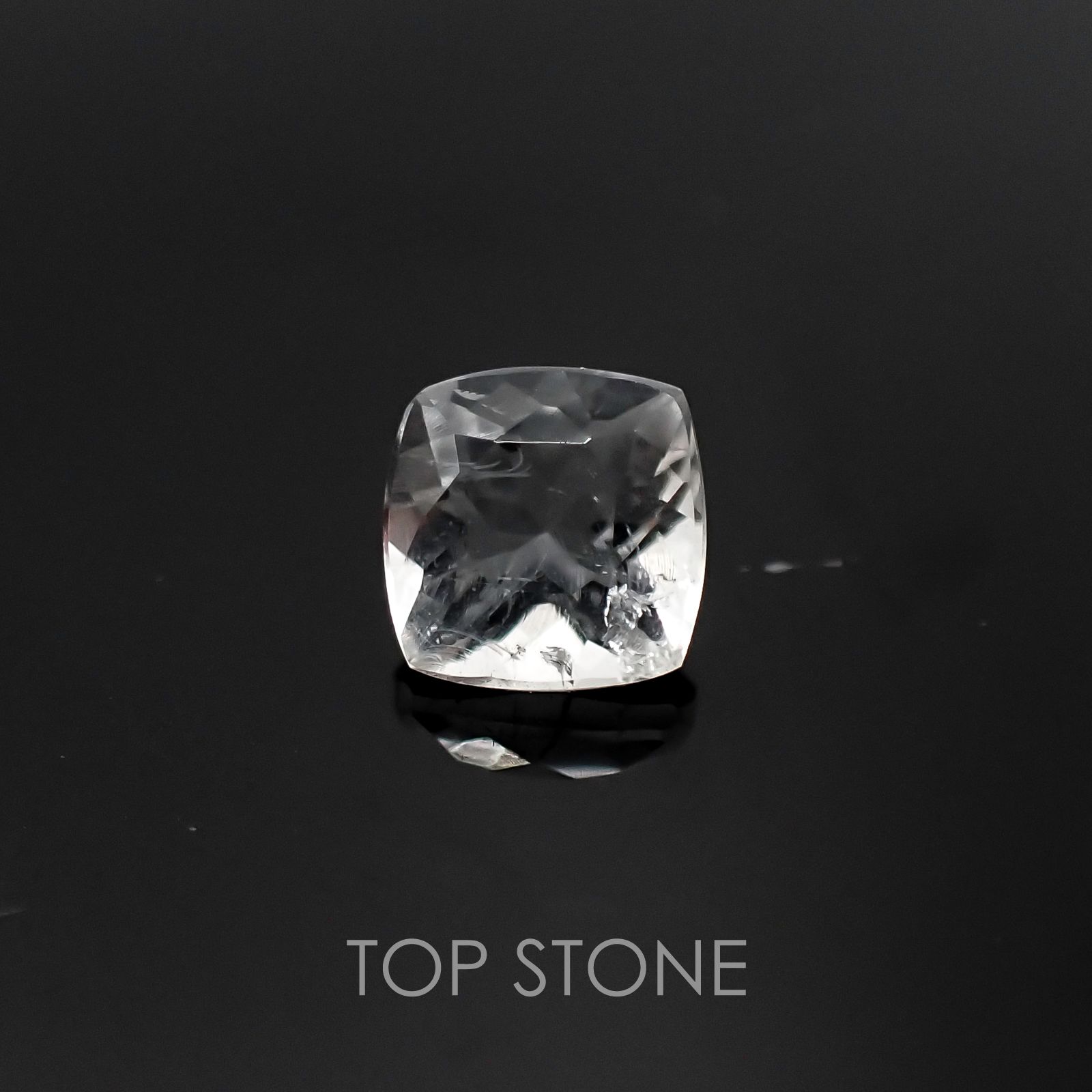 ハイアライトオパール(宝石名オパール) メキシコ産 0.84ct 識別済[20106369]6.1×6.1mm前後