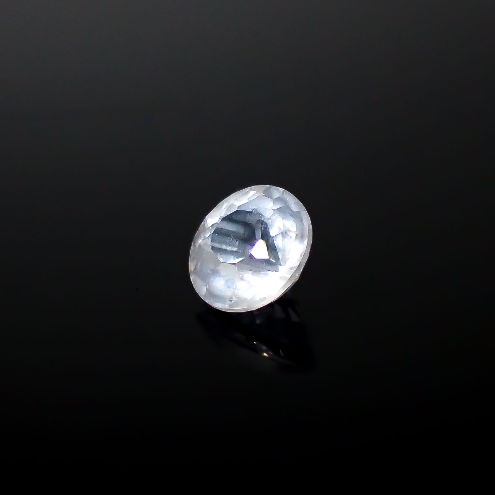 フェナカイト(宝石名フェナカイト)ブラジル産 0.75ct 識別済[250229864]5.8x5.7mm前後
