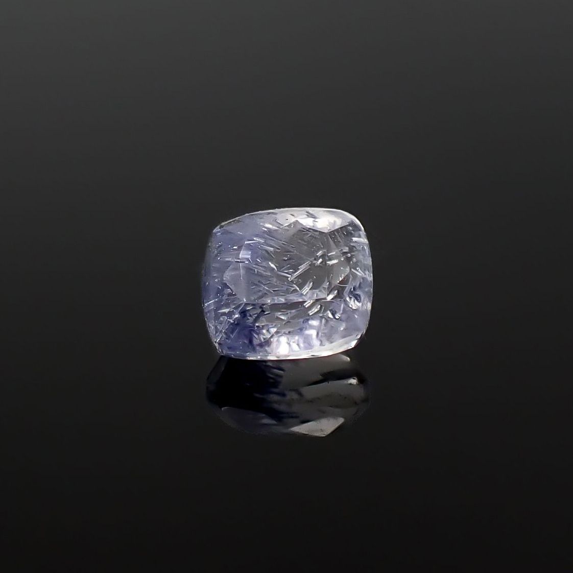 デュモルチェライトインクォーツ ブラジル産 0.45ct / 4.6x4.4mm前後 [260331857]