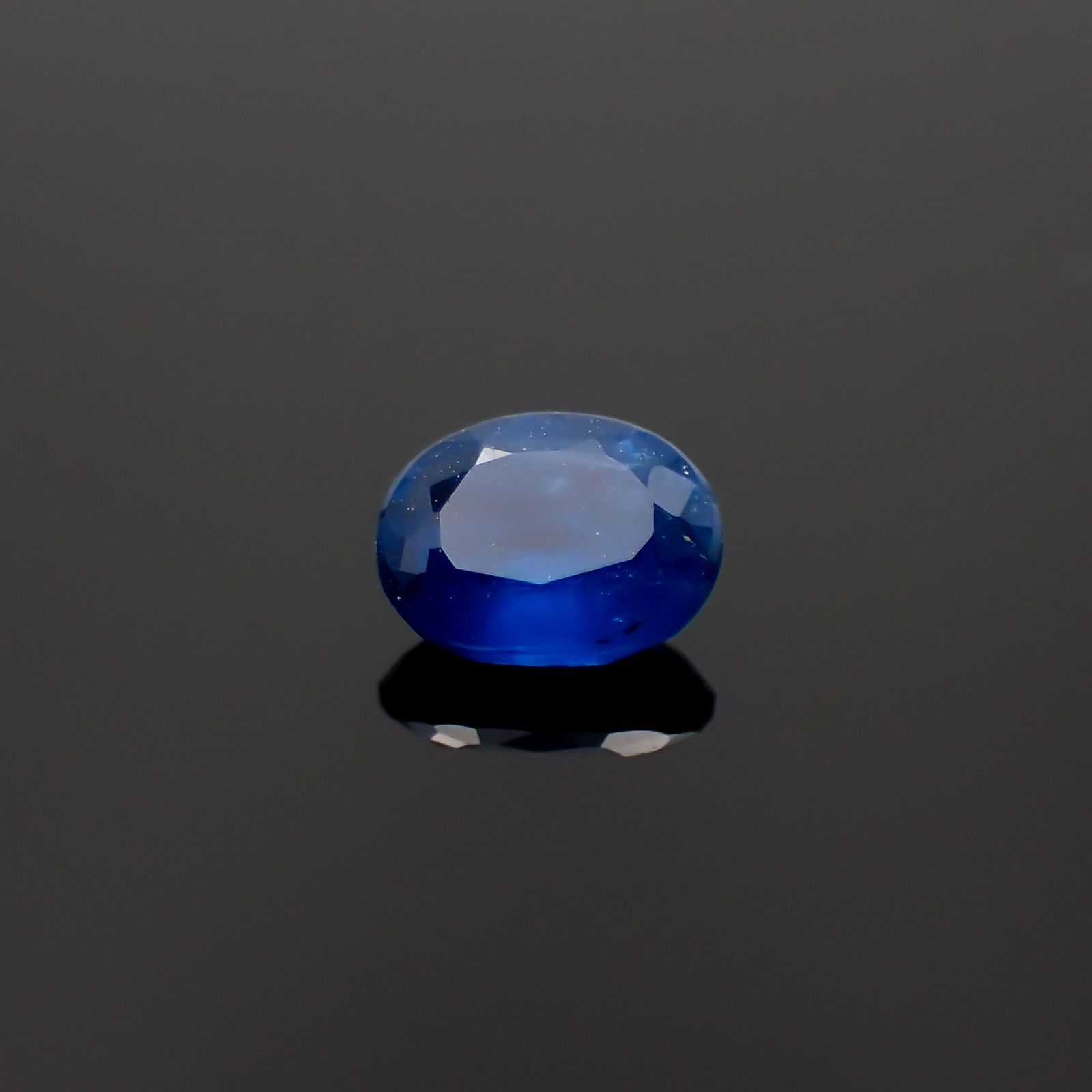 アフガナイト フルオレッセンス(宝石名アフガナイト)アフガニスタン産 0.42ct 識別済[230421393]5.8x4.4mm前後