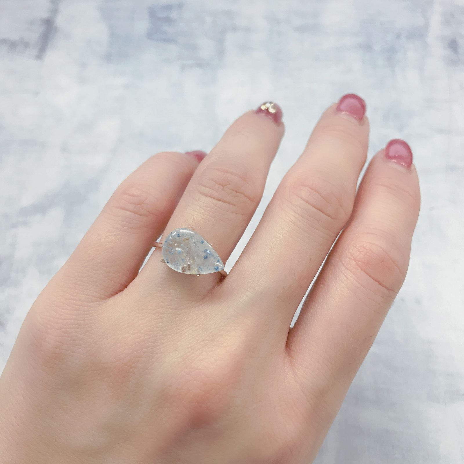 ◇バフカット◇パライバクォーツ ブラジル産 3.80ct[220115028]13.5x9.2mm前後