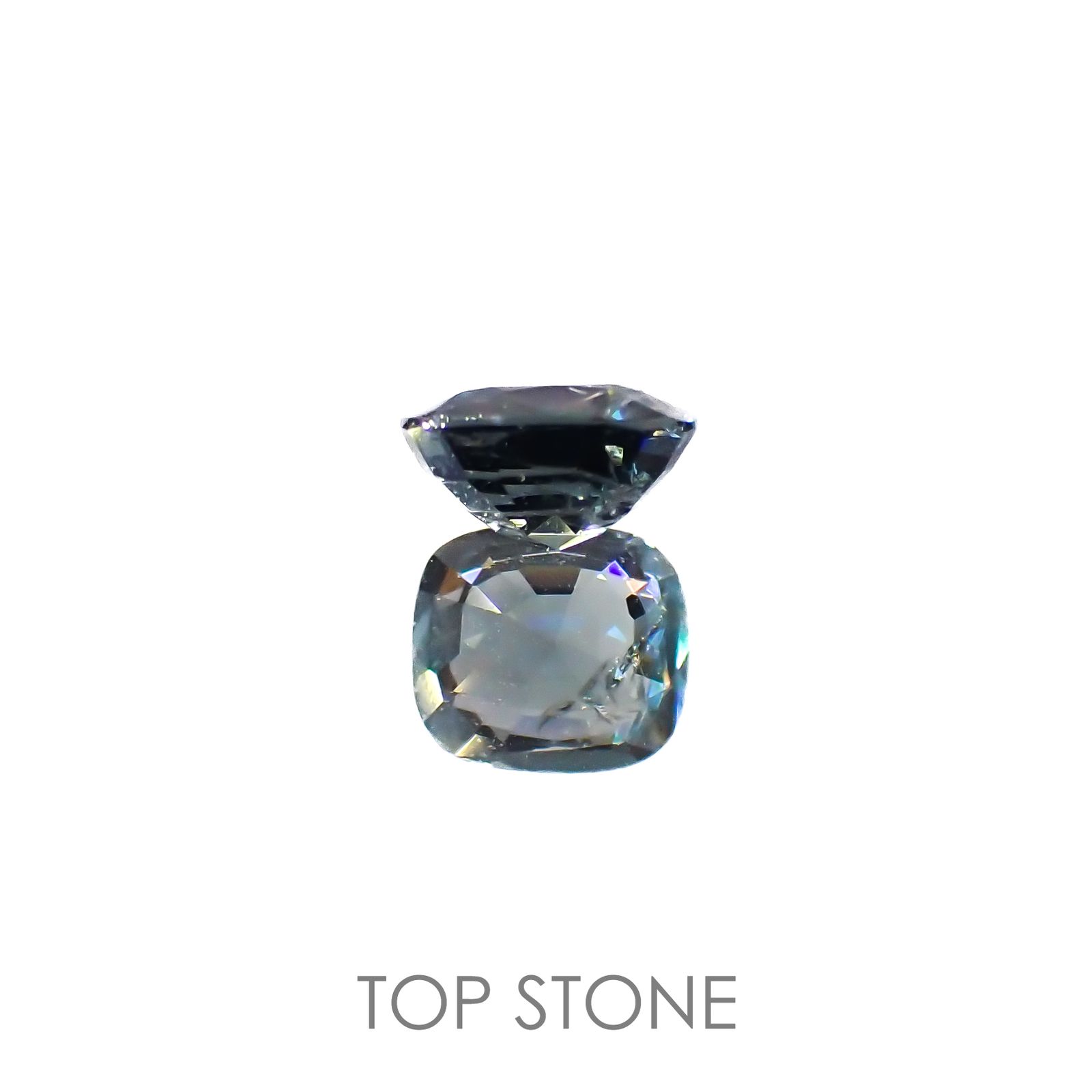 グレースピネル(宝石名スピネル)ビルマ/マダガスカル産 0.79ct 識別済[220716818]5.8x5.1mm前後