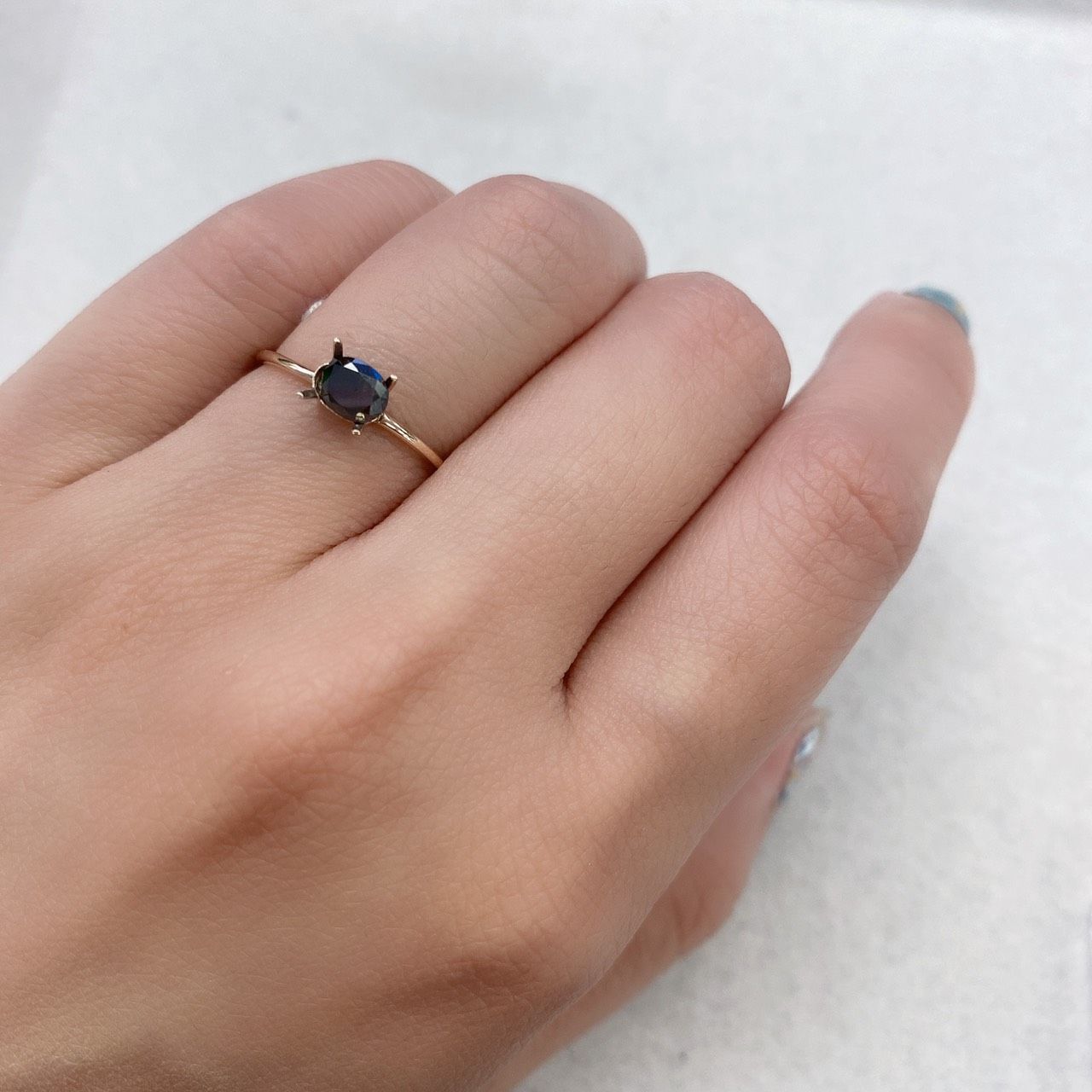 ブラックダイヤモンド(宝石名ダイアモンド) ジンバブエ産 0.43ct 識別済[210812795]5.1×4.1mm前後