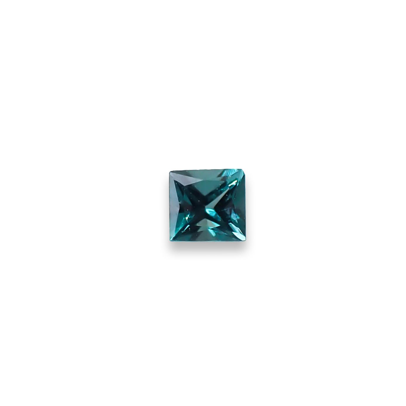 ベキリーブルーガーネット（カラーチェンジガーネット） 0.369ct