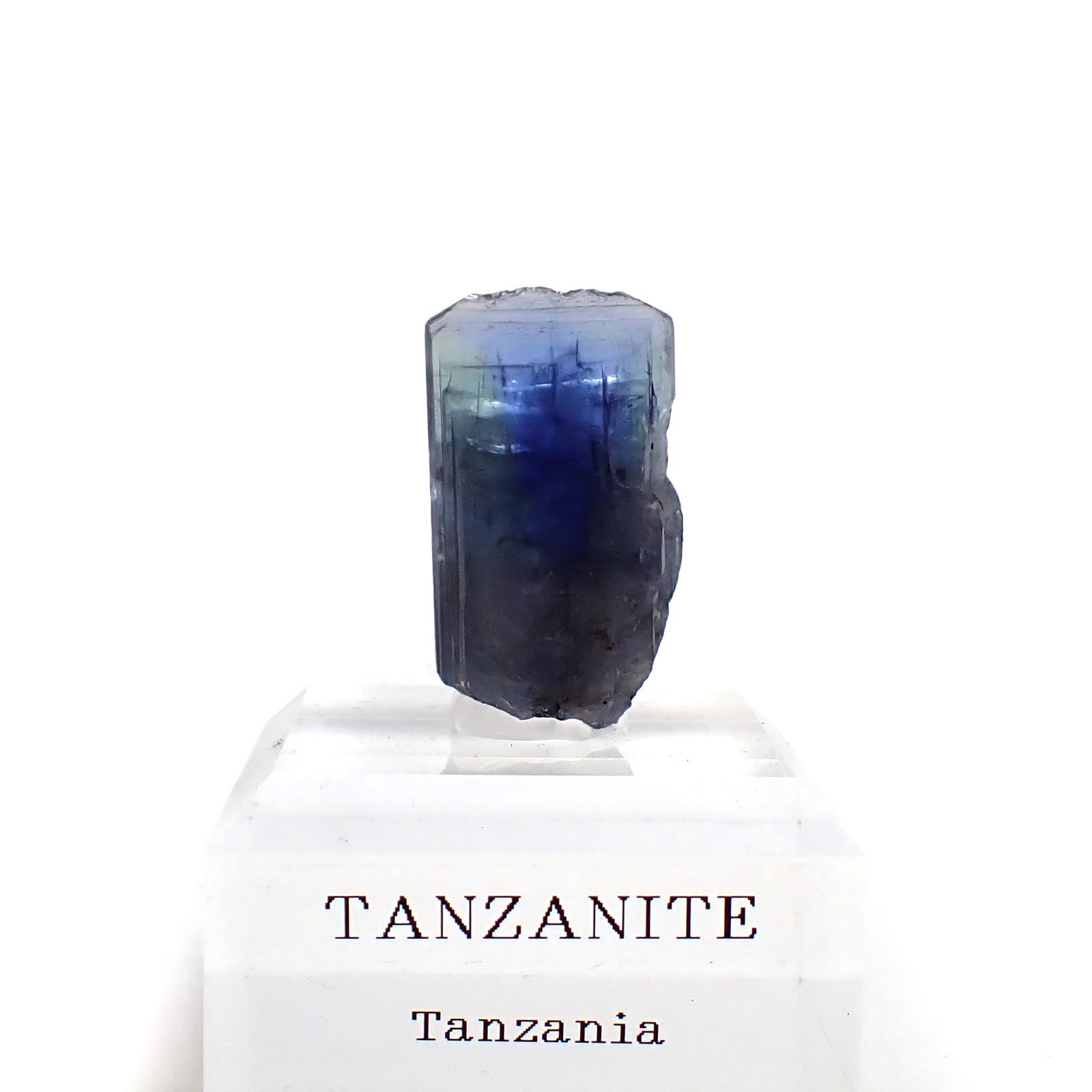バイカラータンザナイト原石 タンザニア産 アクリル台座付き 50.31ct(10.06g) / 10.5x16.7x30.1mm前後 [260632369]