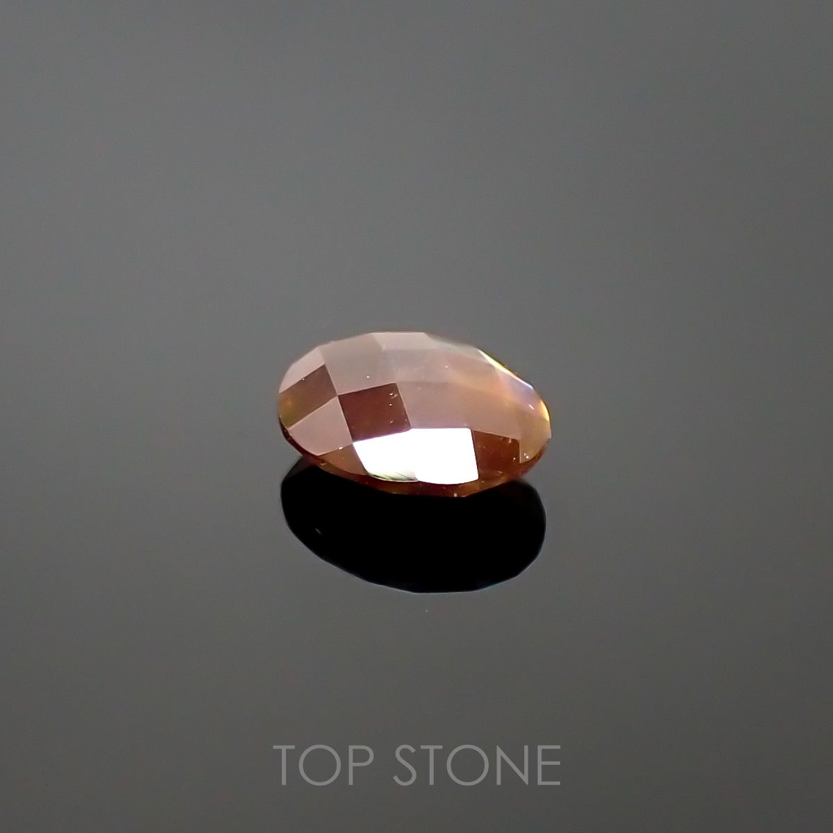 レインボーガーネット 日本・奈良県天川村産 1.30ct[220515982]7.5x6.2mm前後