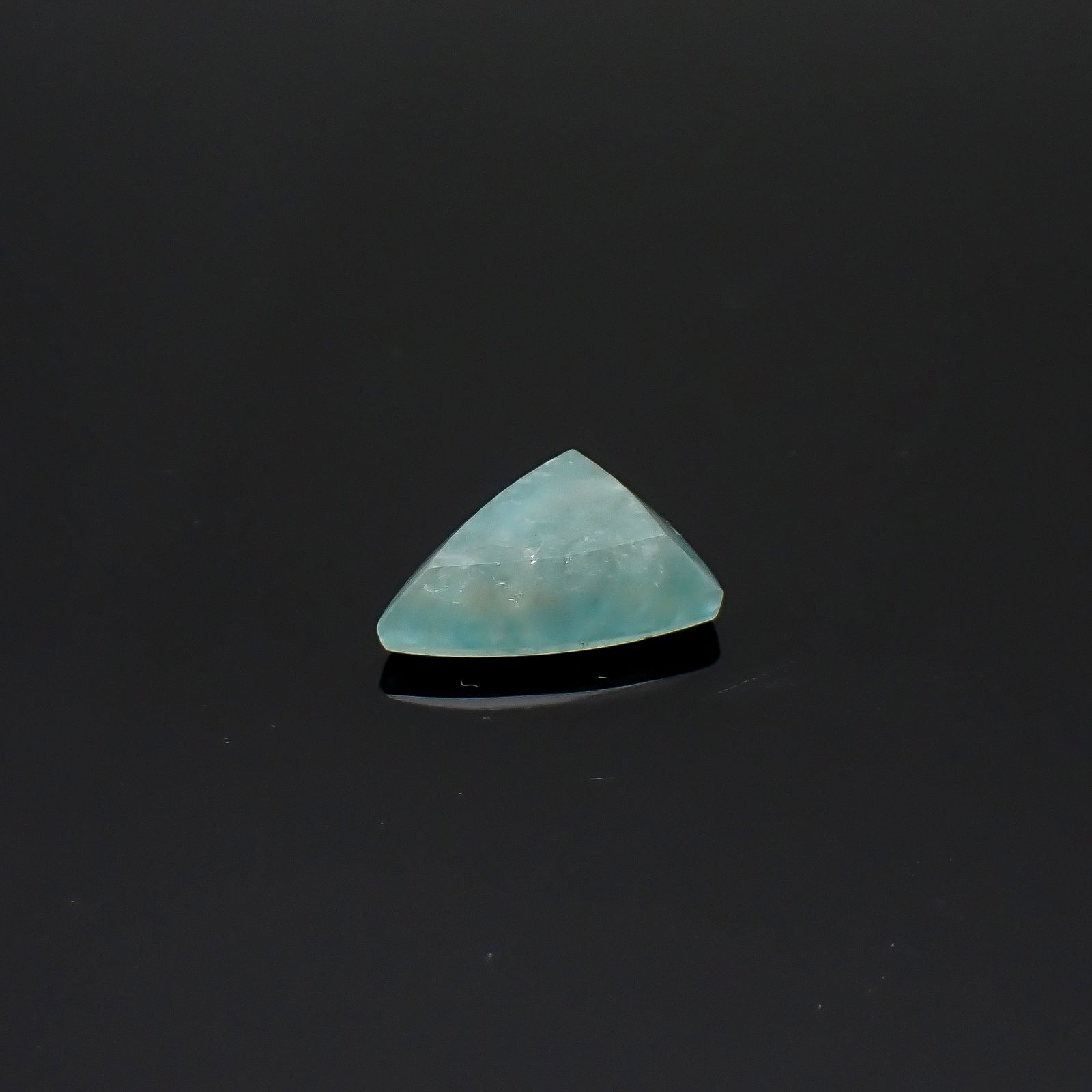 パライバクォーツ ブラジル産 5.11ct / 14.9x11.8mm前後 [260632504]