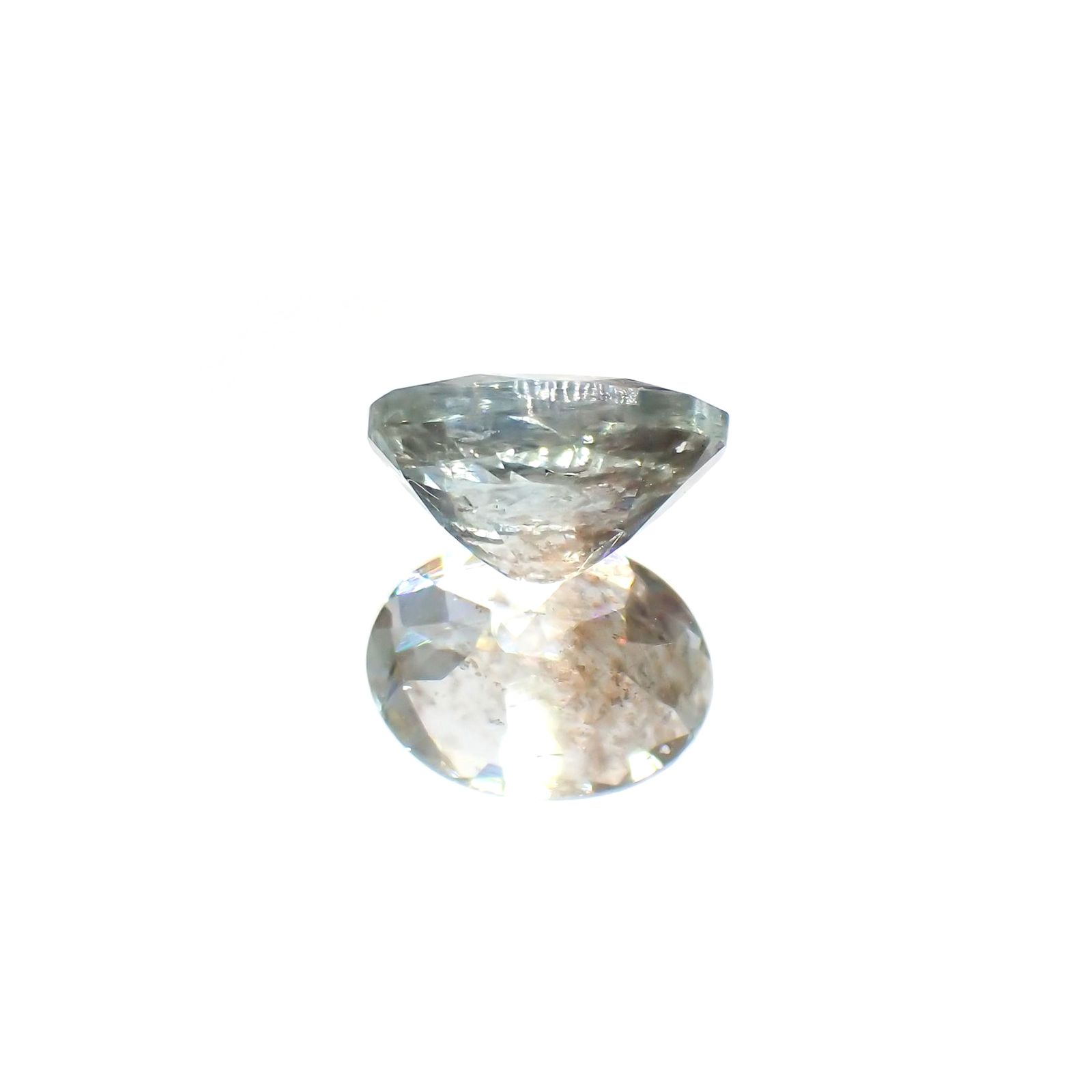 アベンチュリンアクアマリン ナイジェリア産 1.23ct / 8.1x6.1mm前後 [260114437]