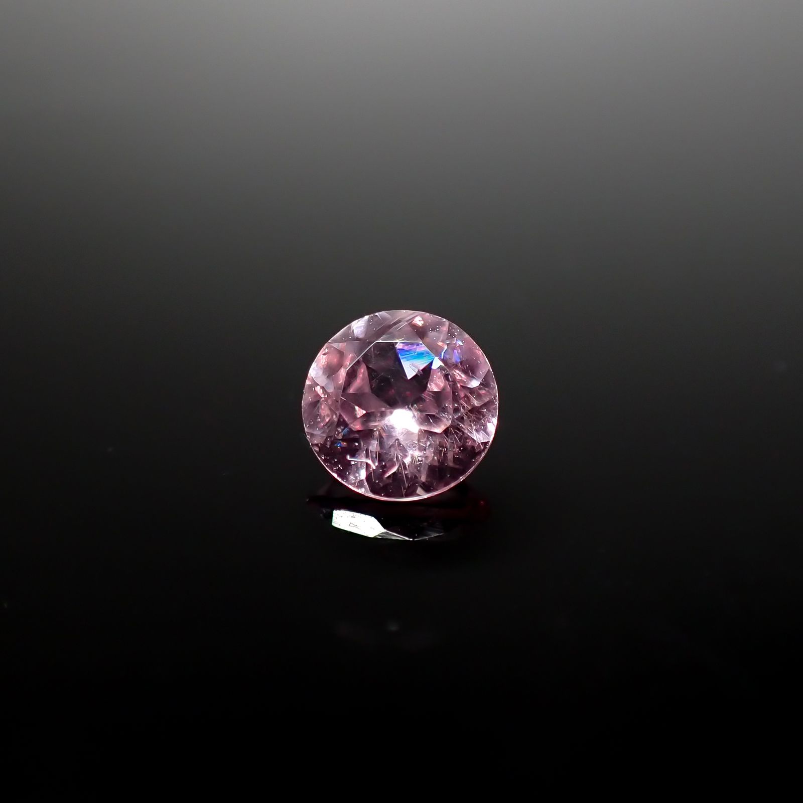 ドラゴンガーネット タンザニア産 0.56ct[240326654]5x5mm前後