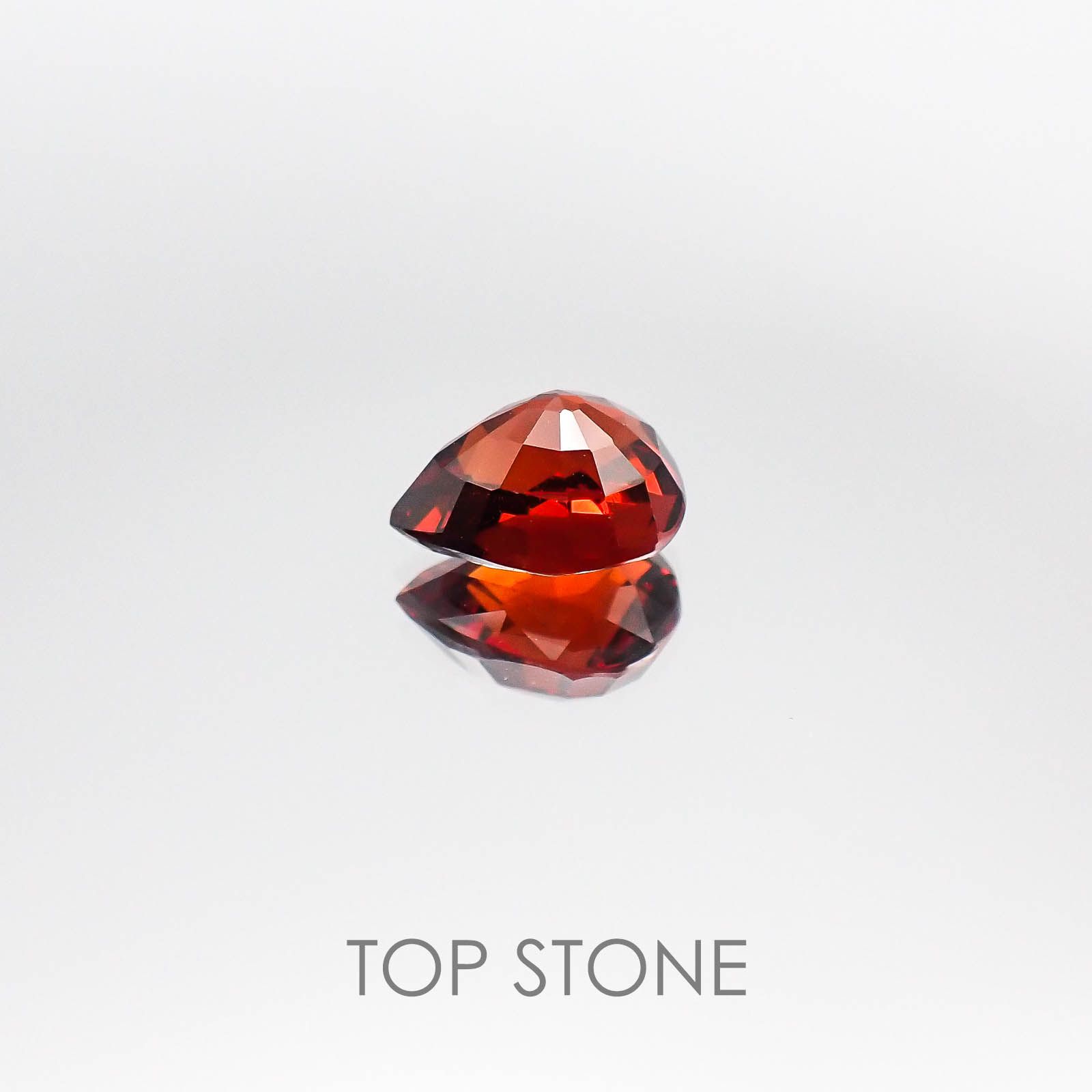 アルマンディンスペサルティンガーネット マダガスカル産 ルース 2.75ct[20073708]8.9×7.3mm前後