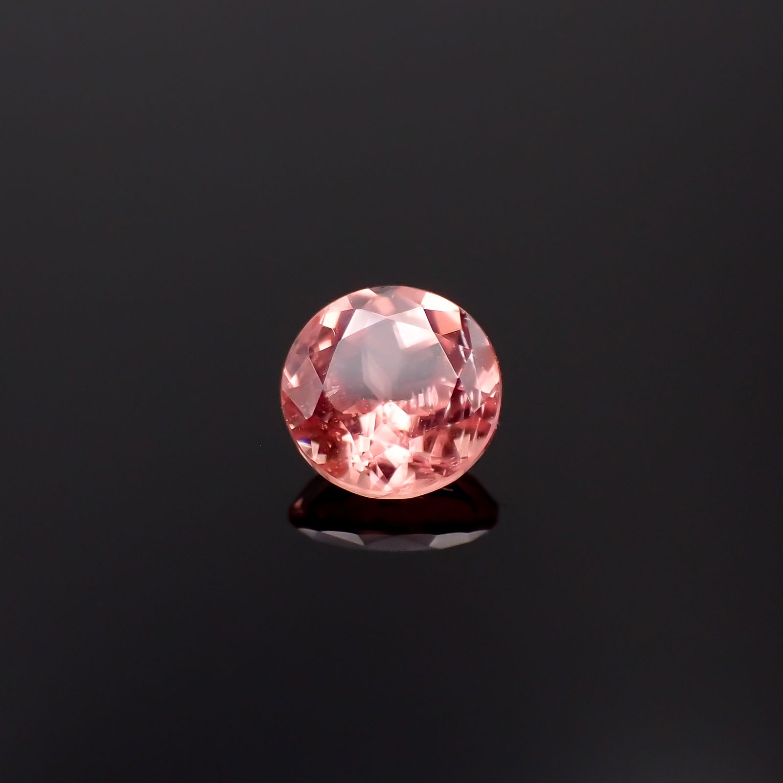 ロードクロサイト(宝石名ロードクロサイト)アメリカ・コロラド州・デトロイトシティ鉱山産 0.63ct 識別済[231224919]5.2x5.2mm前後