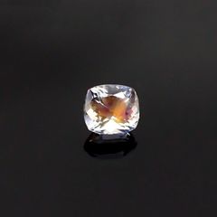 レインボームーンストーン(宝石名アンデシン・ラブラドライト) マダガスカル産 0.49ct 識別済[210611268]4.9×4.4mm前後