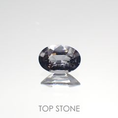 プラチナスピネル(宝石名スピネル) ビルマ産 0.580ct ソ付(彩珠)[210812844]6.3×4.3mm前後