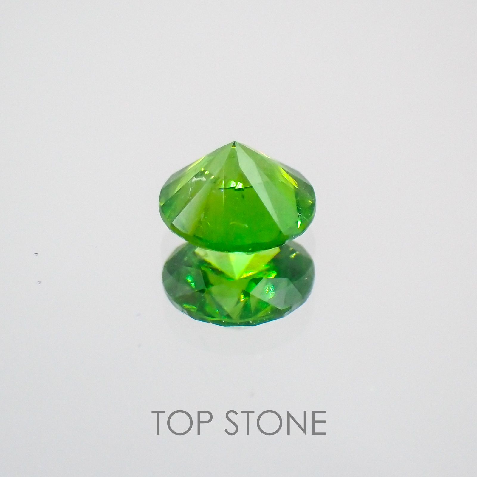 デマントイドガーネット(宝石名デマントイド・ガーネット) ロシア産 0.430ct ソ付(彩珠)[210310250]4.5×4.5mm前後