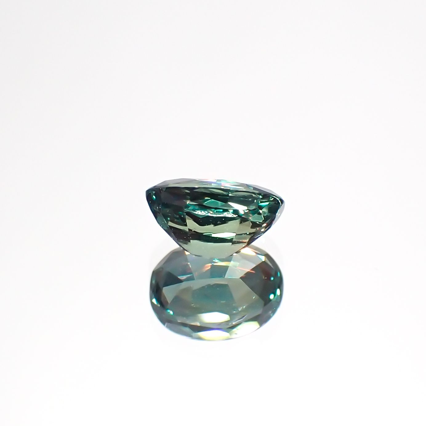 アレキサンドライト ブラジル産 0.76ct[230622393]6.2x4.6mm前後