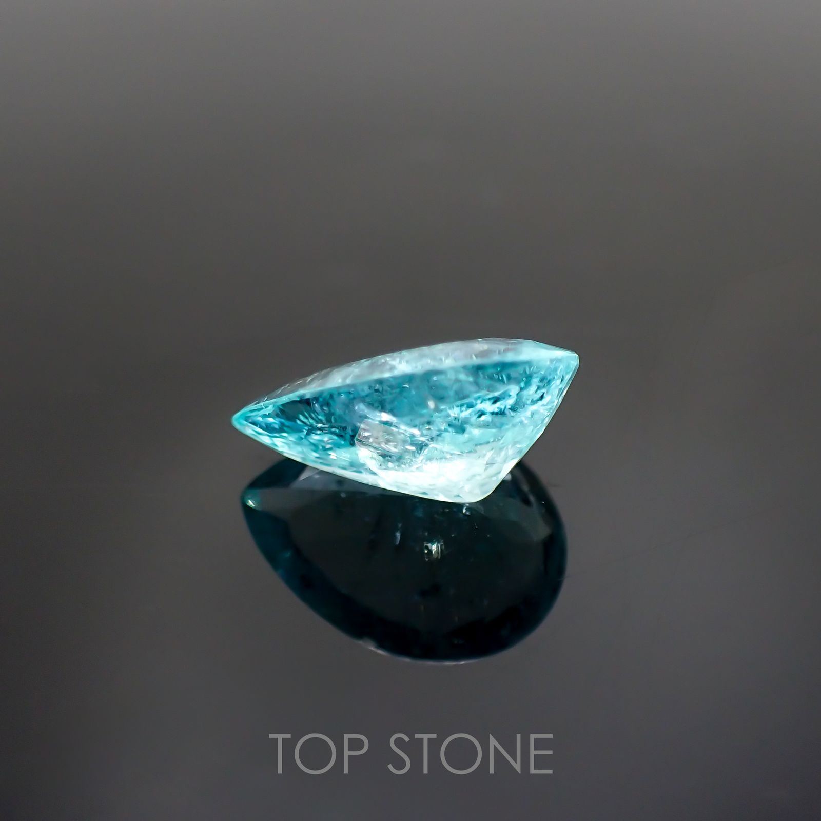 パライバトルマリン(宝石名トルマリン/別名パライバ・トルマリン) モザンビーク産 3.25ct GIA鑑付[19110916]12.4×9.1mm前後