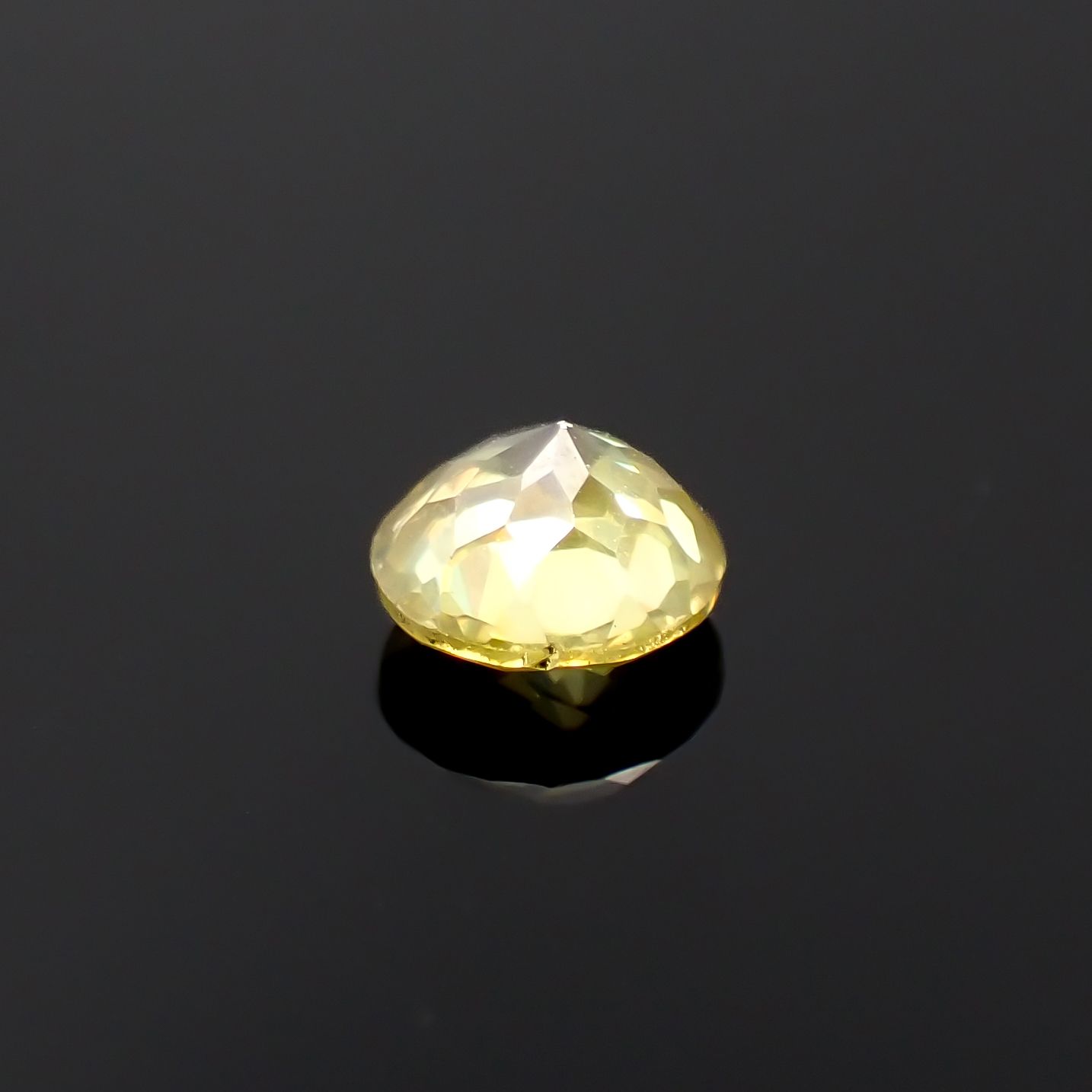 スファレライト スペイン産 0.46ct[230722756]4.4x4.3mm前後