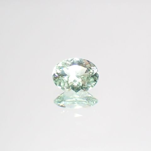 バナジウムコーネルピン(宝石名コーネルピン)タンザニア・タンガ州産 0.80ct 識別済[220115632]6.8x5.1mm前後