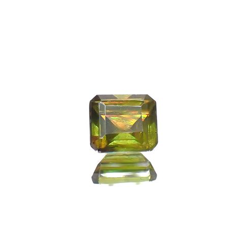 カラーチェンジスフェーン(宝石名スフェーン（カラーチェンジ・タイプ）)パキスタン産 0.79ct 識別済[231224734]5.2x4.7mm前後