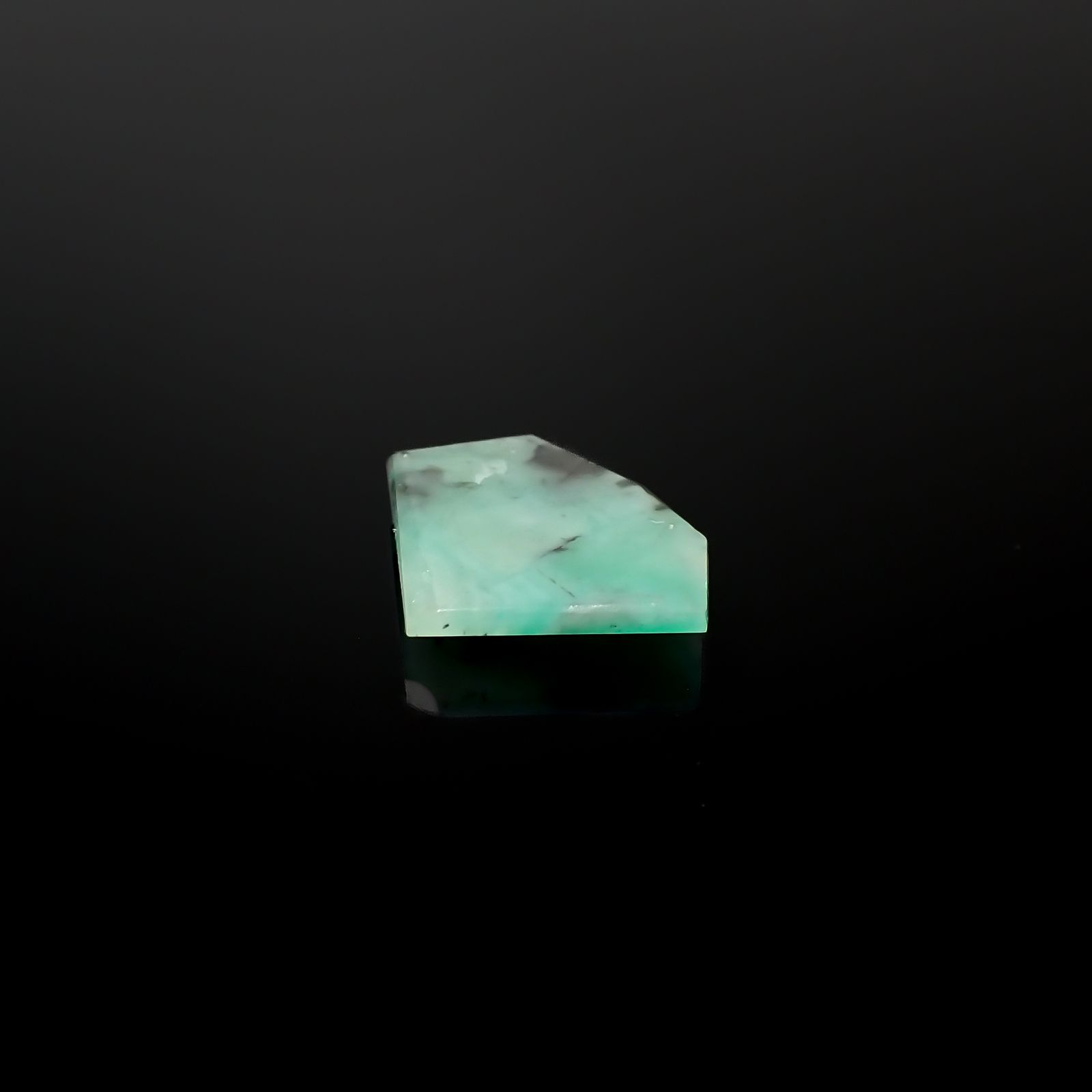 ◇カスタムカット◇エメラルド ブラジル産 2.53ct[240326482]14.2x11.1mm前後