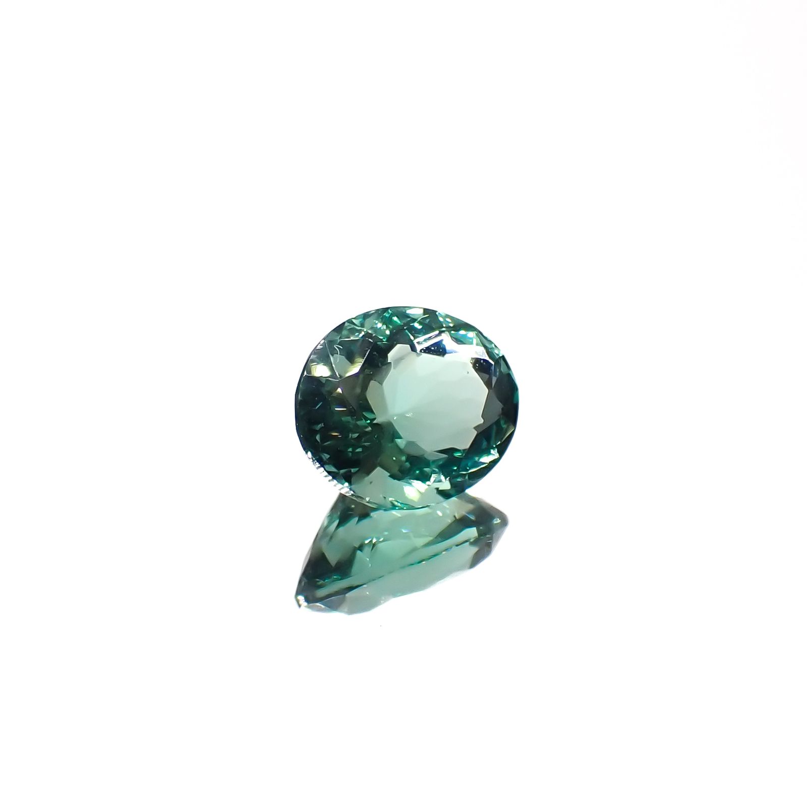 フローライト フルオレッセンス イギリス・ダイアナマリア鉱山産 1.71ct[240527703]8.1x6.8mm前後
