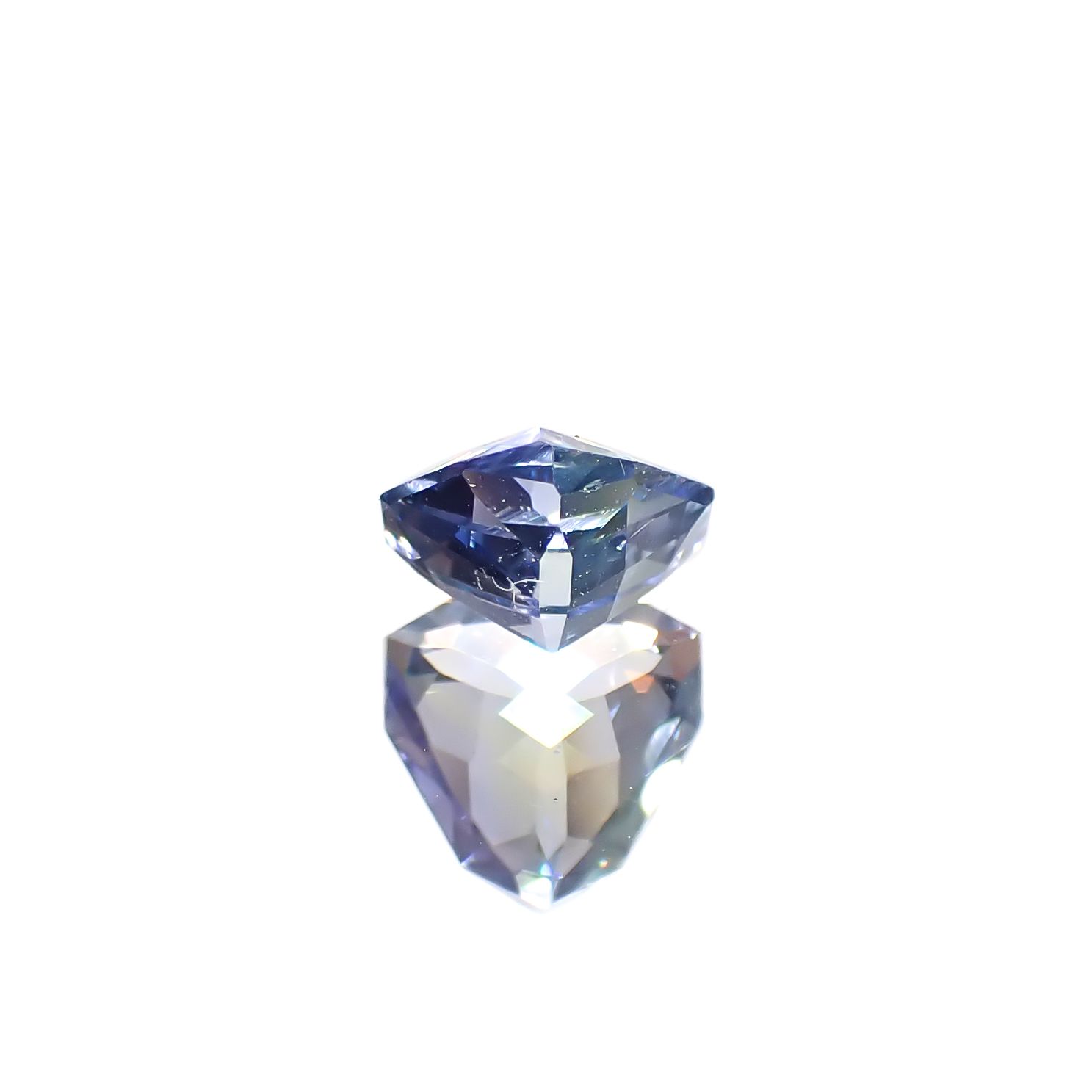 ◇カスタムカット◇バイカラータンザナイト 非加熱 タンザニア産 0.77ct [241029372]6x6mm前後
