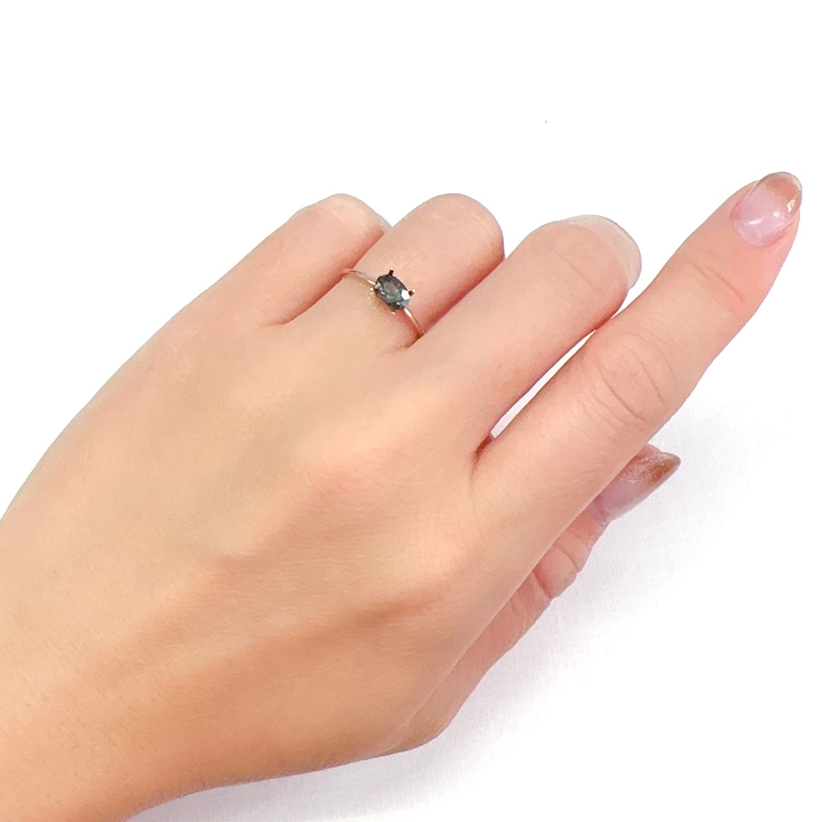 カラーチェンジアンデシン モンゴル産 0.41ct[231023558]6.1x3.9mm前後