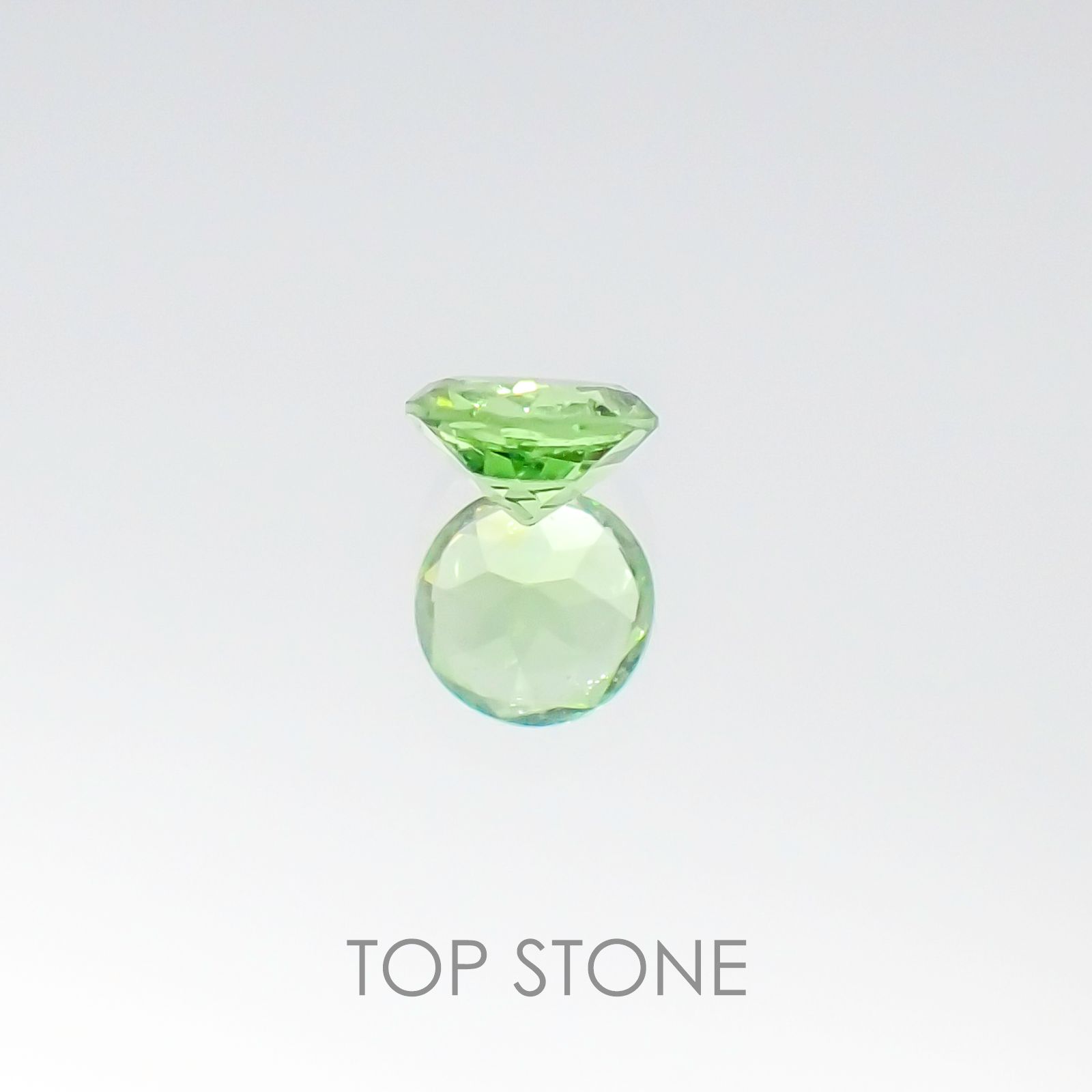 ミントガーネット ケニア産 ルース 0.22ct[20106113]3.8×3.7mm前後