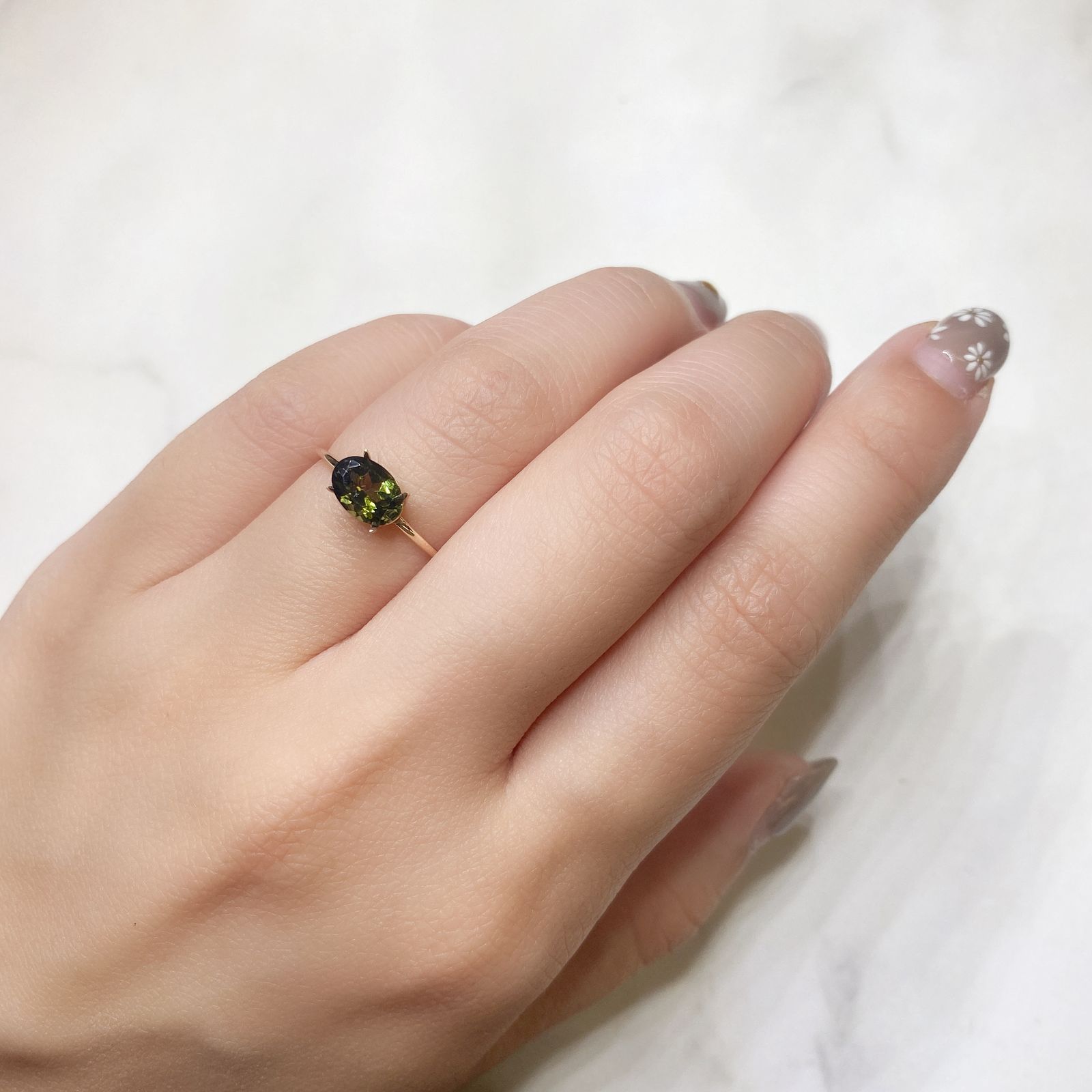 バイカラートルマリン(宝石名トルマリン) ブラジル/アフリカ産 0.89ct 識別済[211013564]7.2×5.2mm前後