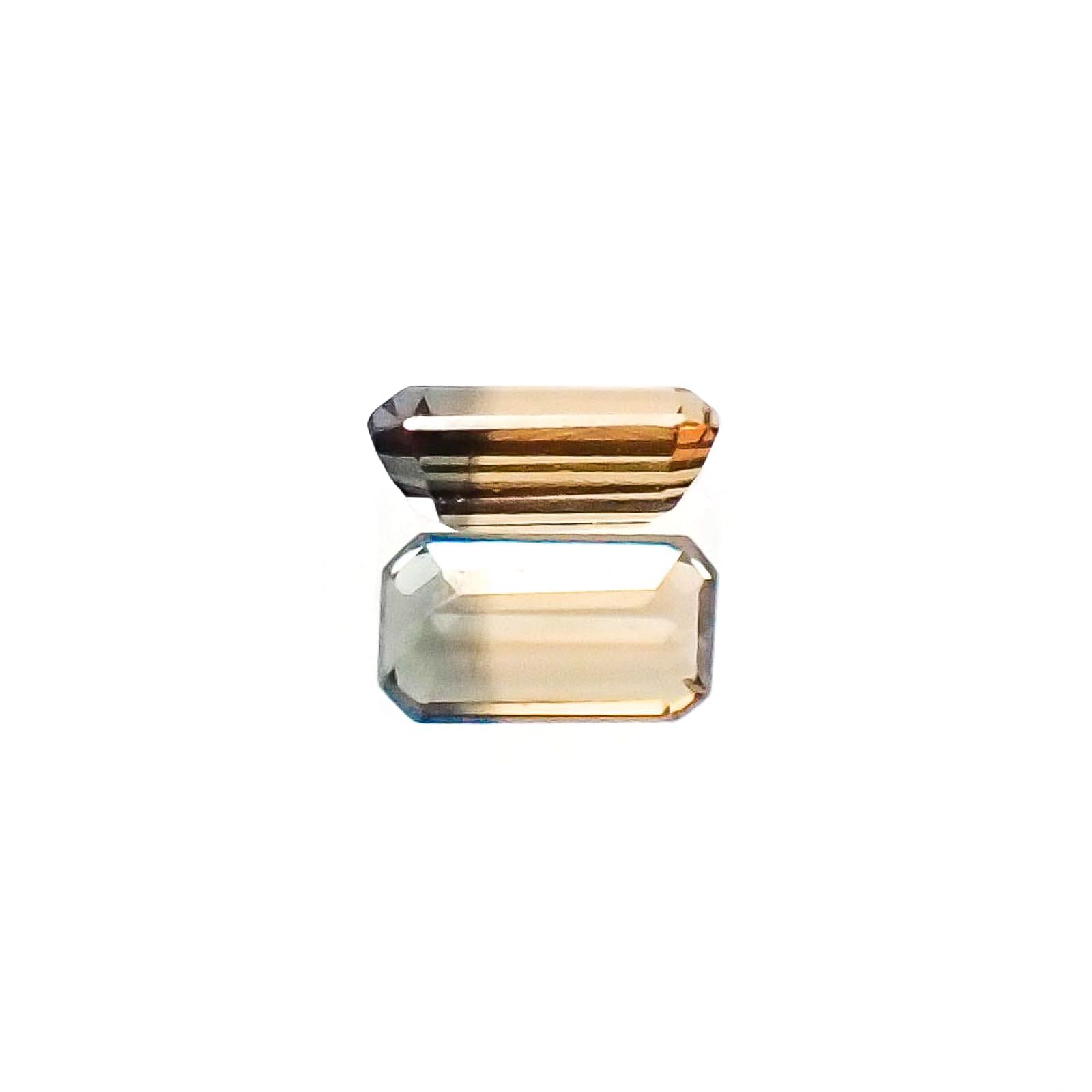 バイカラーサファイア(宝石名バイカラー・サファイア)タンザニア・ソンゲア鉱山産 識別済 0.17ct / 4x2.3mm前後 [220717150]