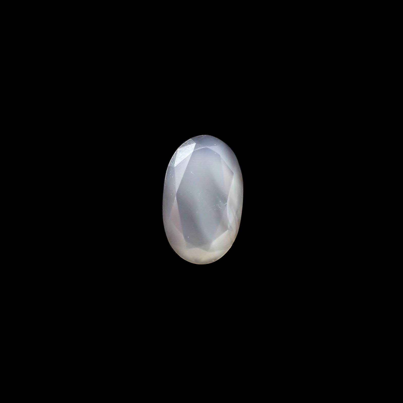アイリスカルセドニー ブラジル・ミナスジェライス州産 3.45ct[240527813]15.4x9.4mm前後