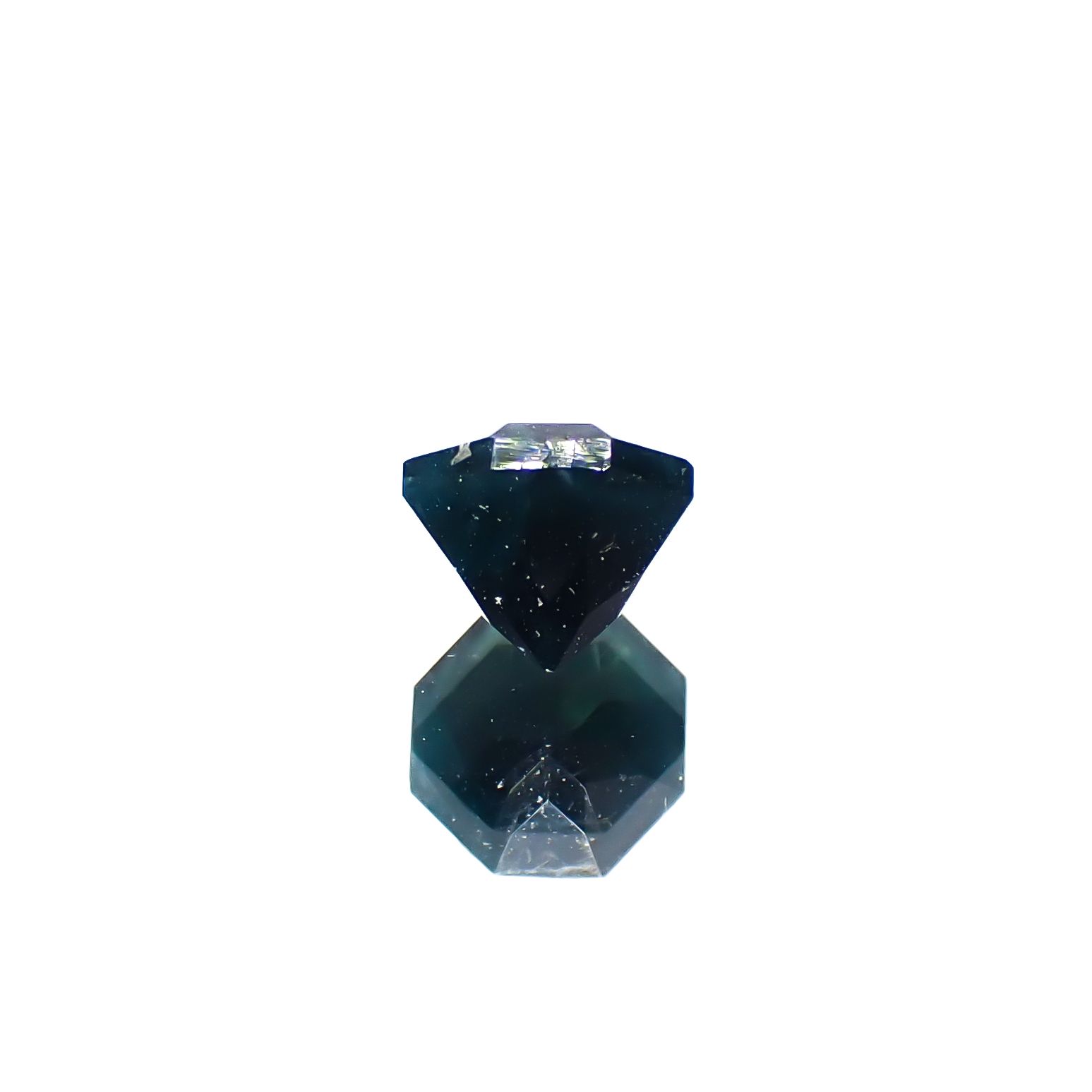 ◇オクタゴンカット◇グランディディエライト マダガスカル産 0.64ct[240628321]5.1x5mm前後