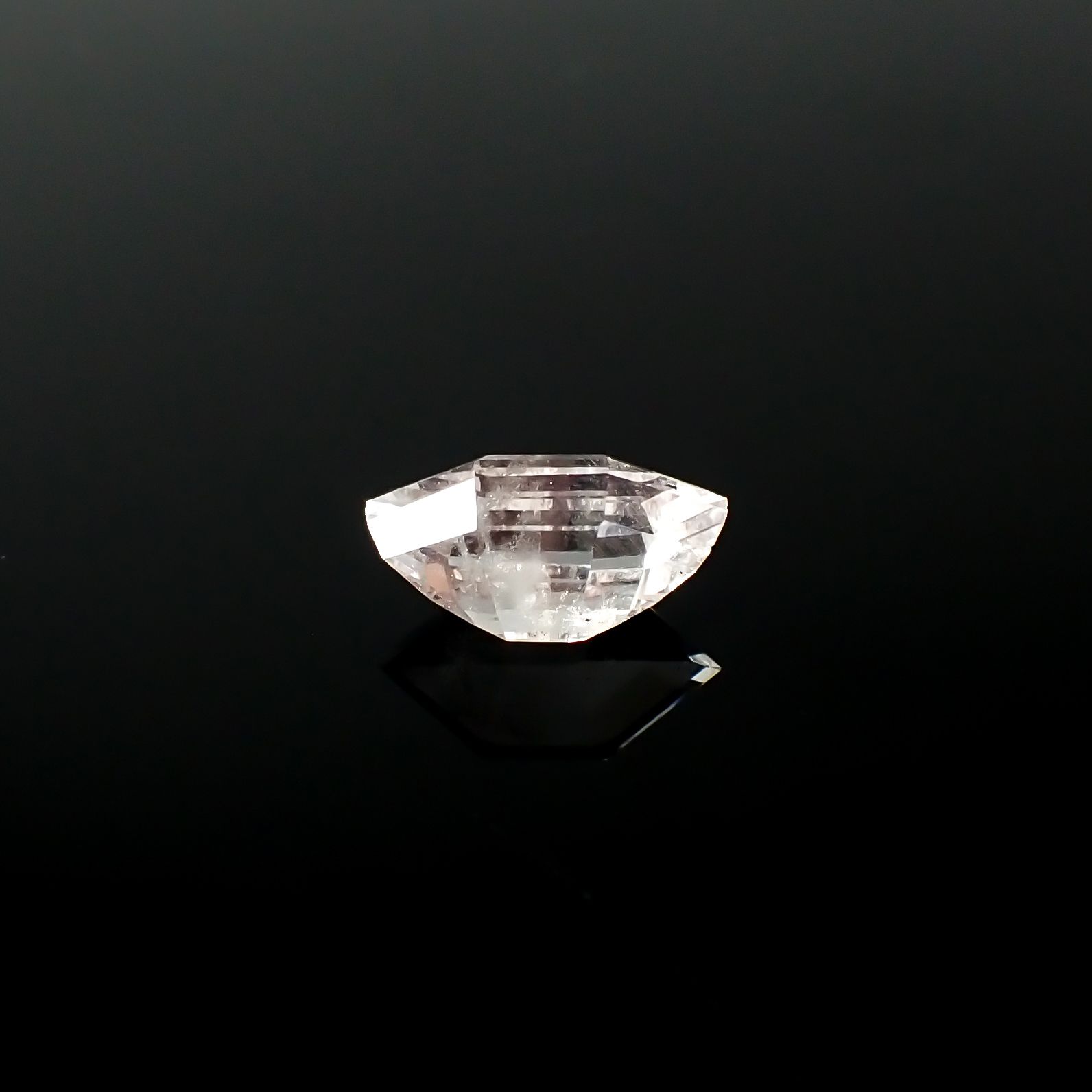 ◇カスタムカット◇ピンクエンジェルラダー マダガスカル産 1.75ct[240125426]10.8x5.6mm前後