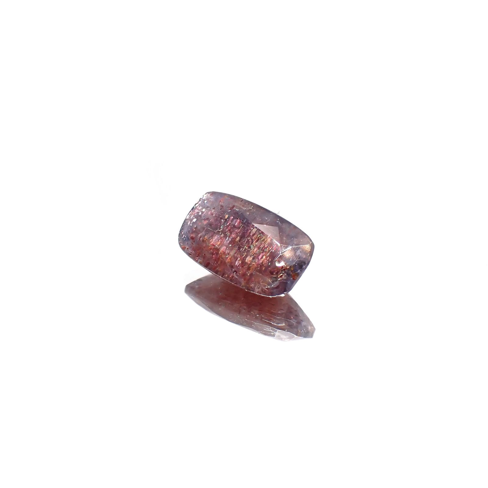 ブラッドショットアイオライト インド産 5.30ct[230522097]15.6x8.6mm前後