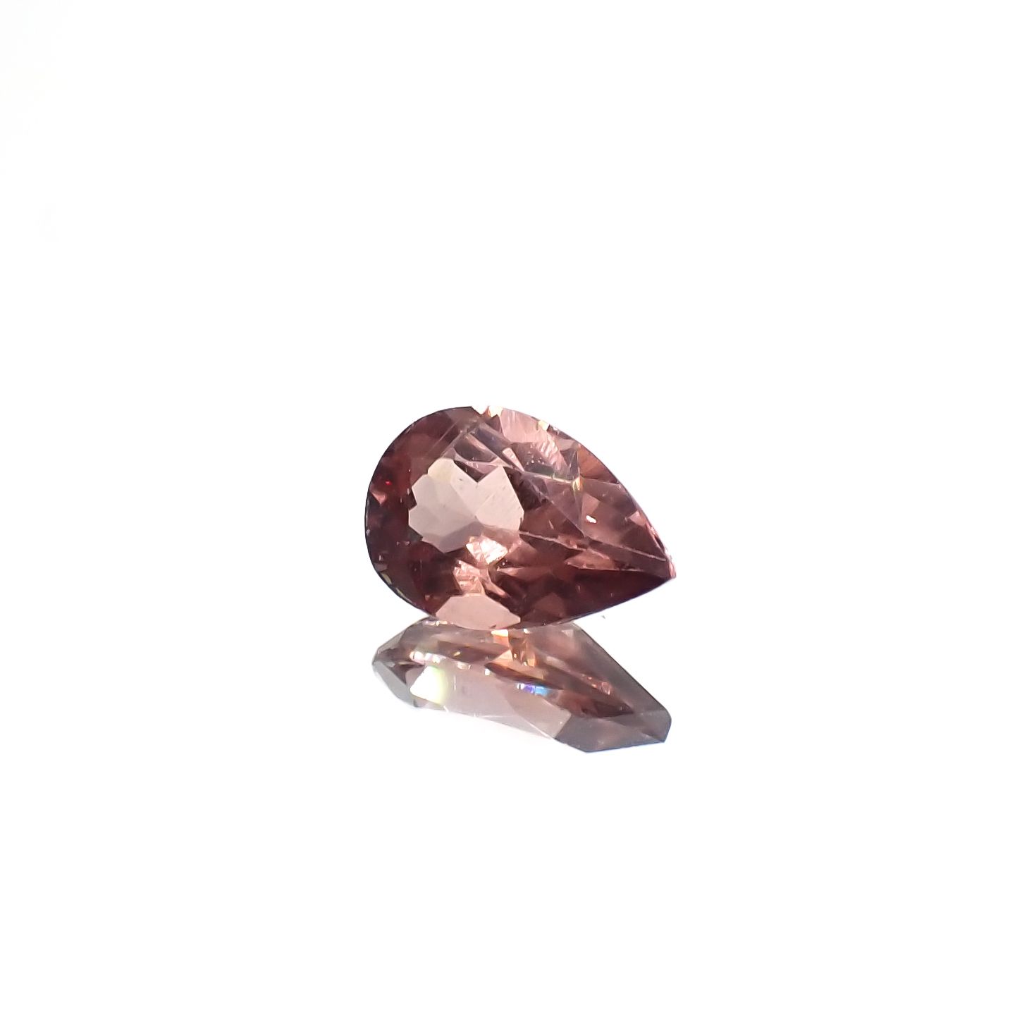 ピンクアパタイト ブラジル産 0.96ct[231224930]7.9x5.3mm前後