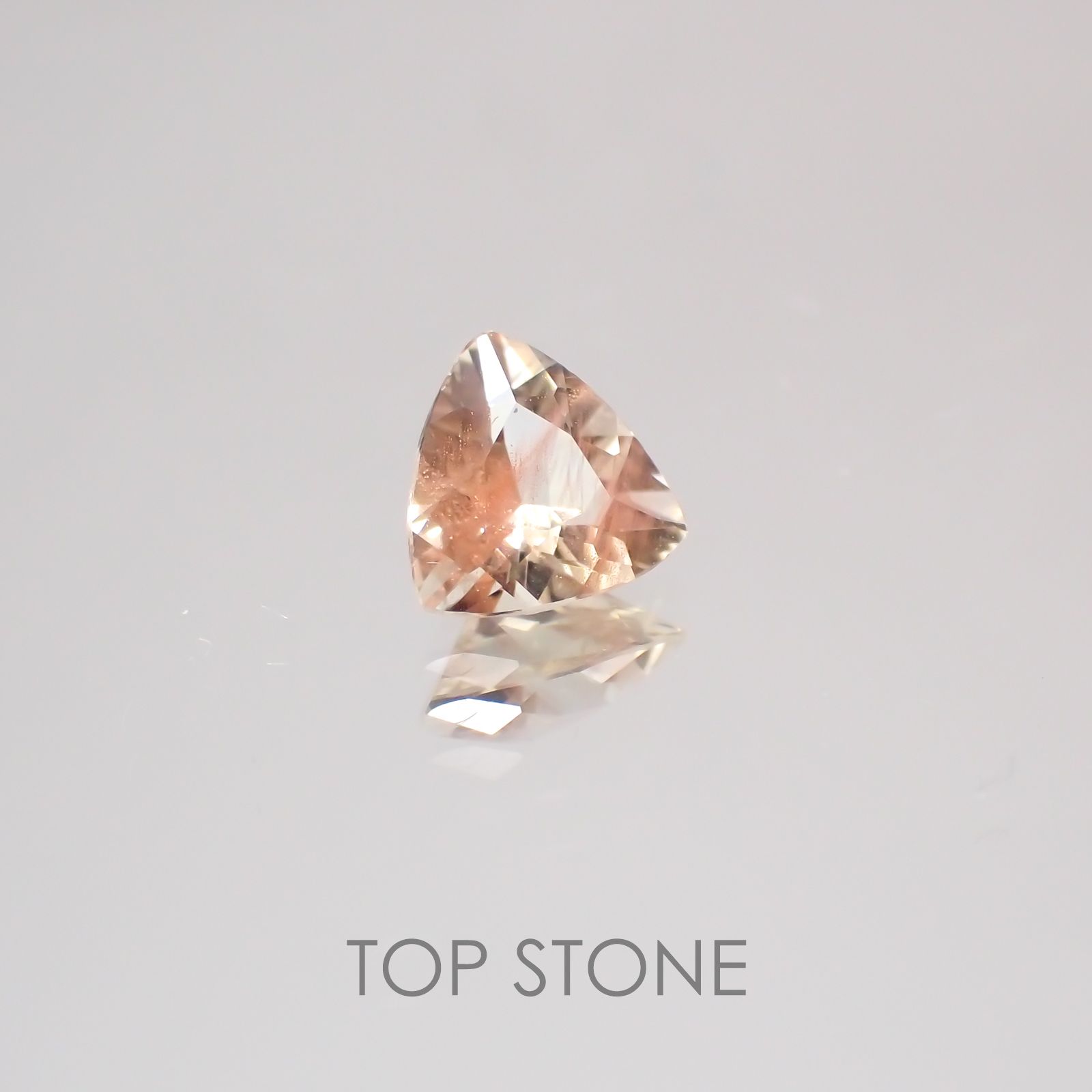 オレゴンサンストーン アメリカ産 ルース 0.33ct[21018944]5×5mm前後