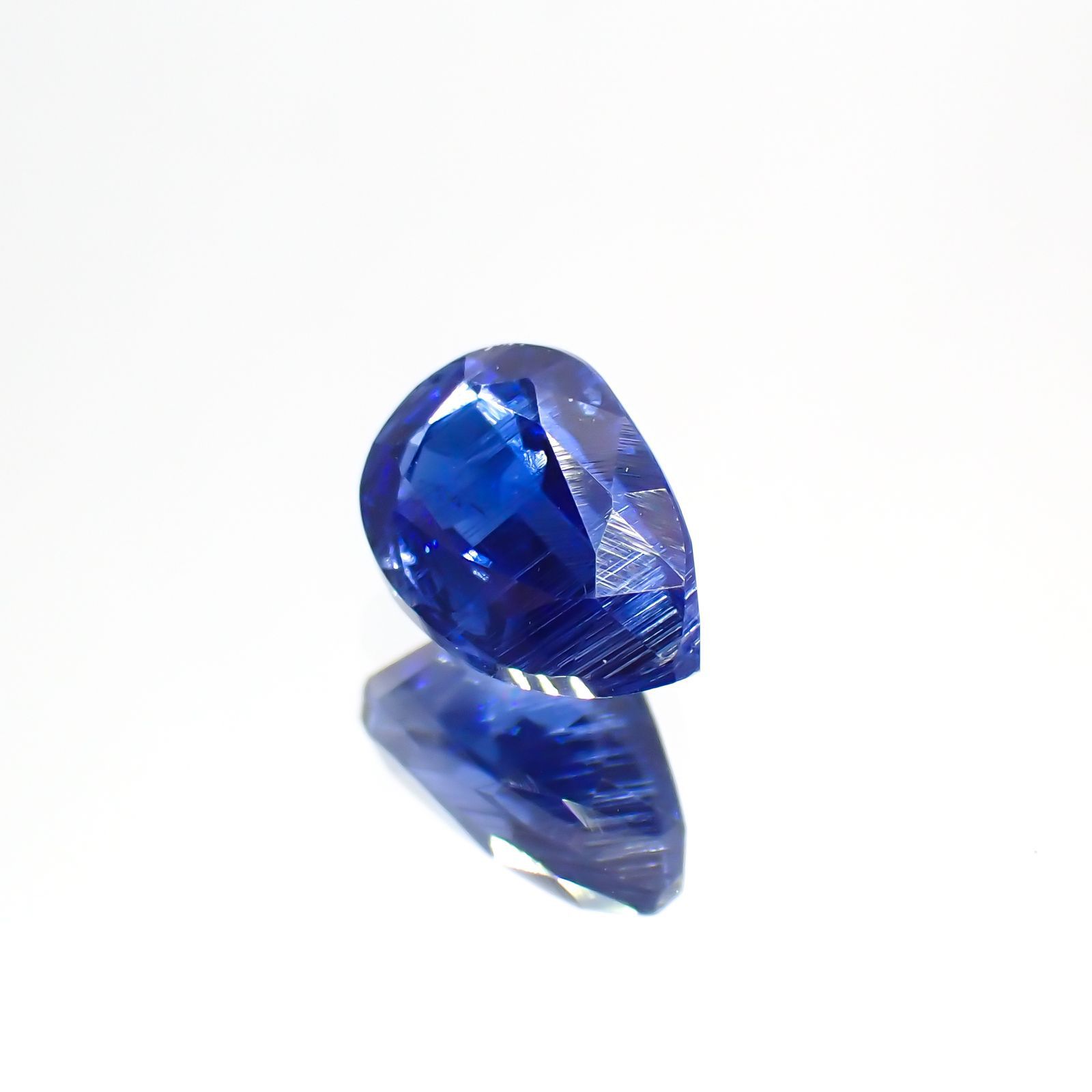 カイヤナイト(宝石名カイヤナイト)ネパール産 1.08ct 識別済[231023931]7.1x5mm前後
