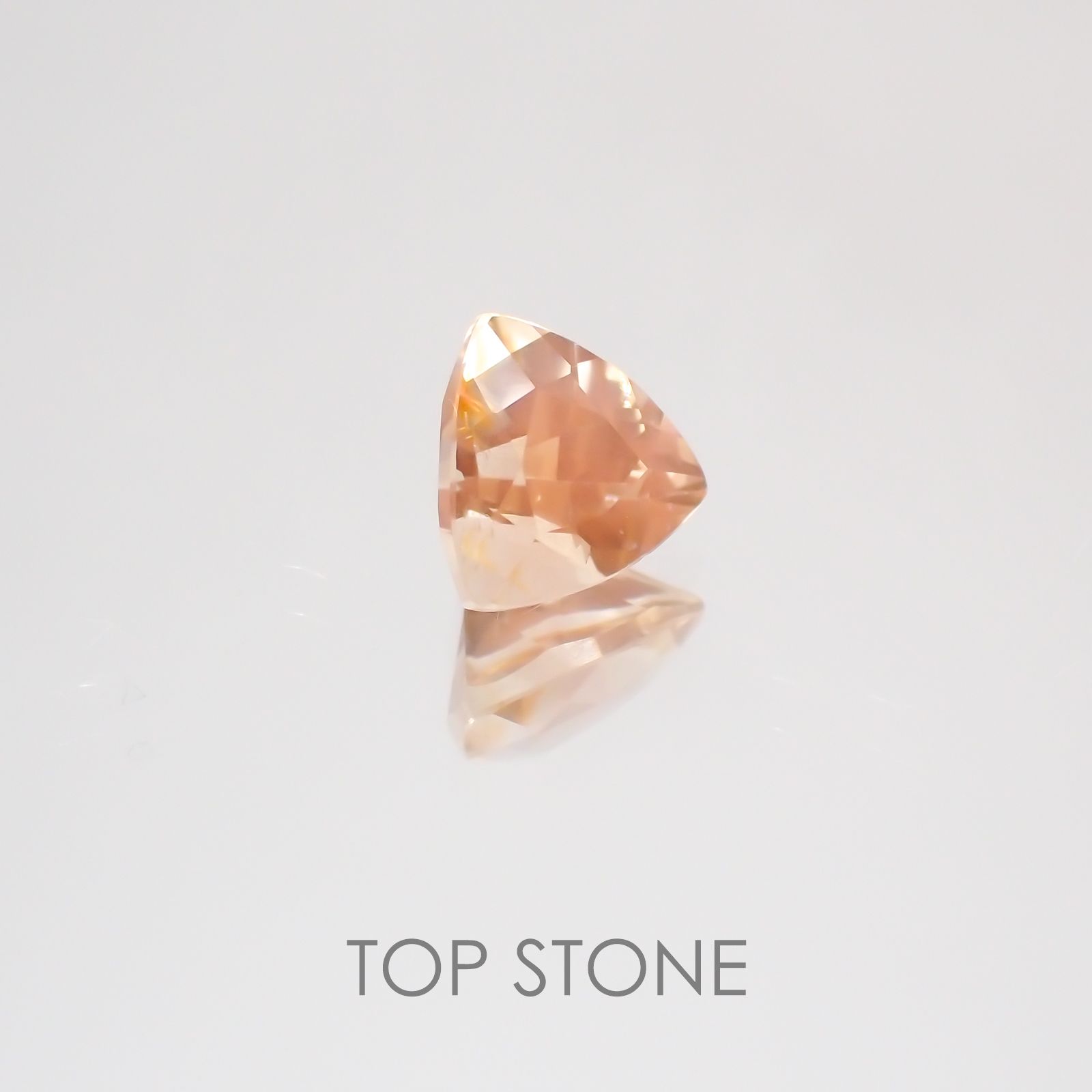 オレゴンサンストーン アメリカ産 ルース 0.44ct[21058949]5×5mm前後