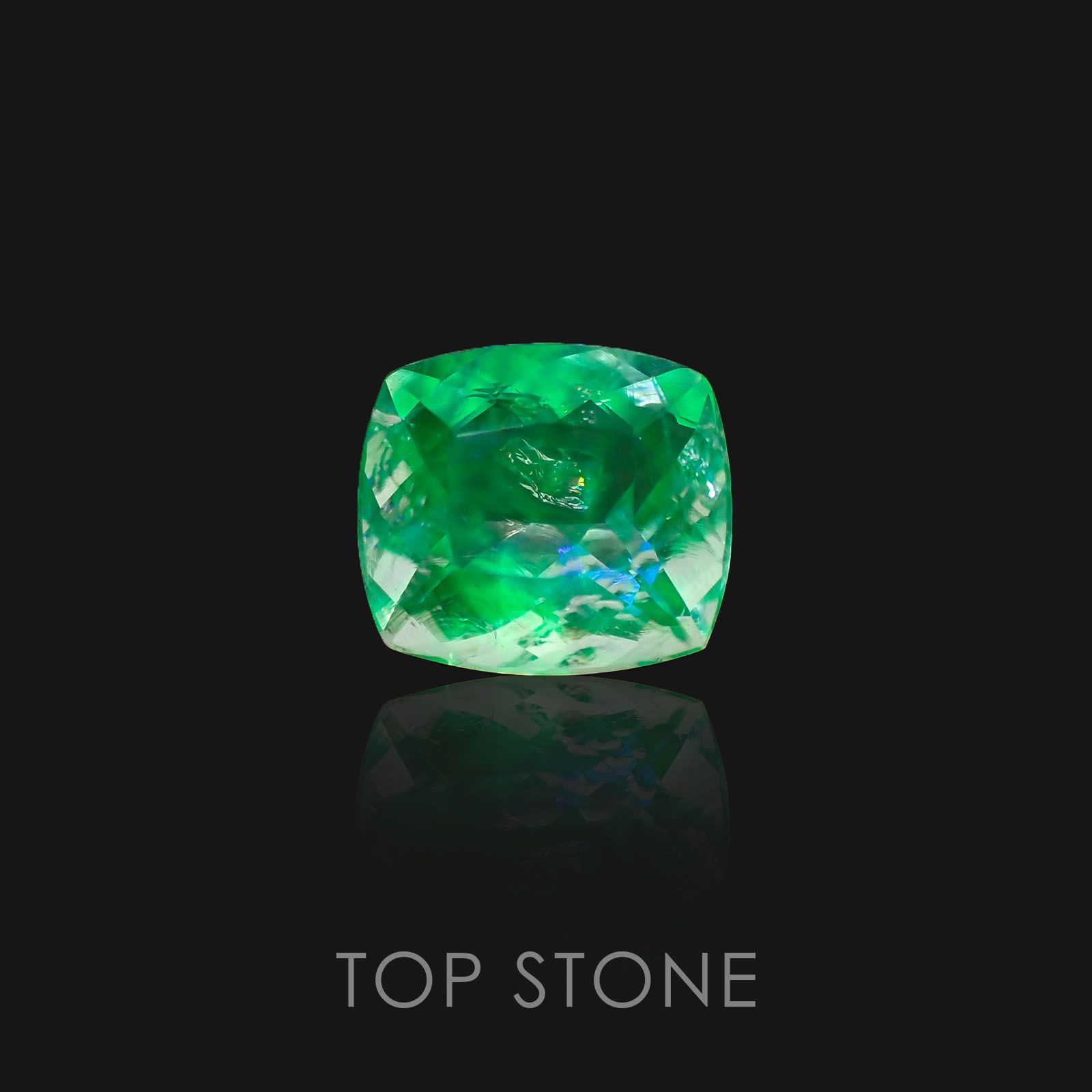 ハイアライトオパール メキシコ産 ルース 2.96ct[20106377]10.2×9.1mm前後
